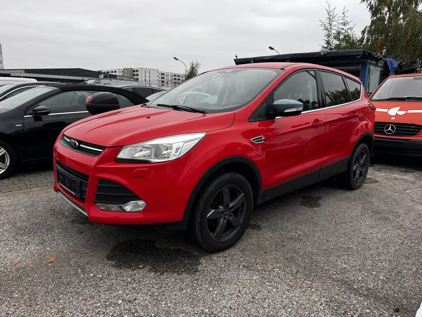 Ford Kuga Rot - 2