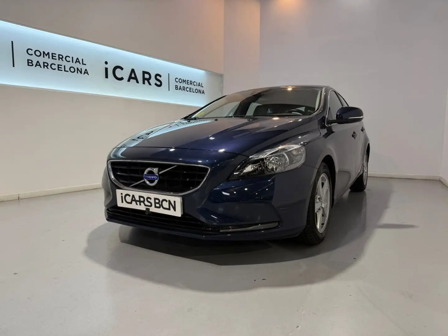 Volvo V40 D2 Kinetic 115 Azul - 1