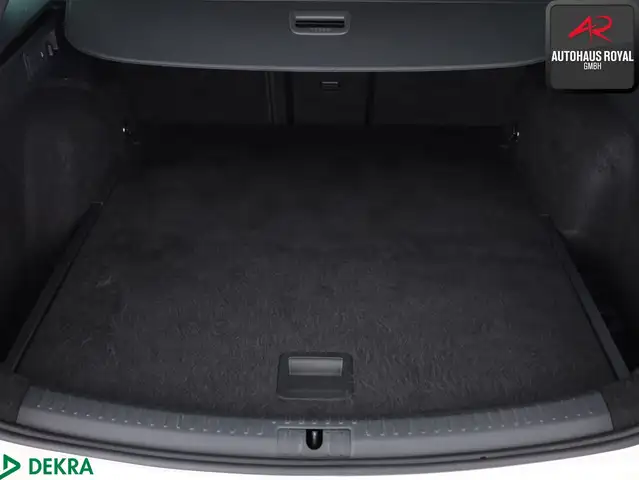 Cupra Leon view 13