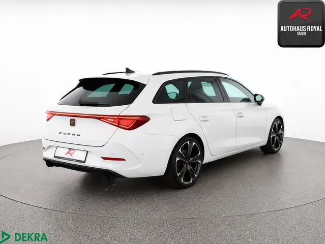 Cupra Leon view 5