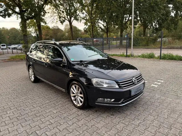 Volkswagen Passat view 7
