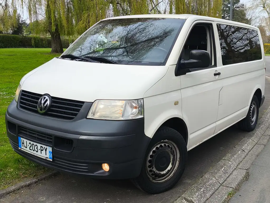 Volkswagen T5 Caravelle 2006 из Европы — купить под ключ