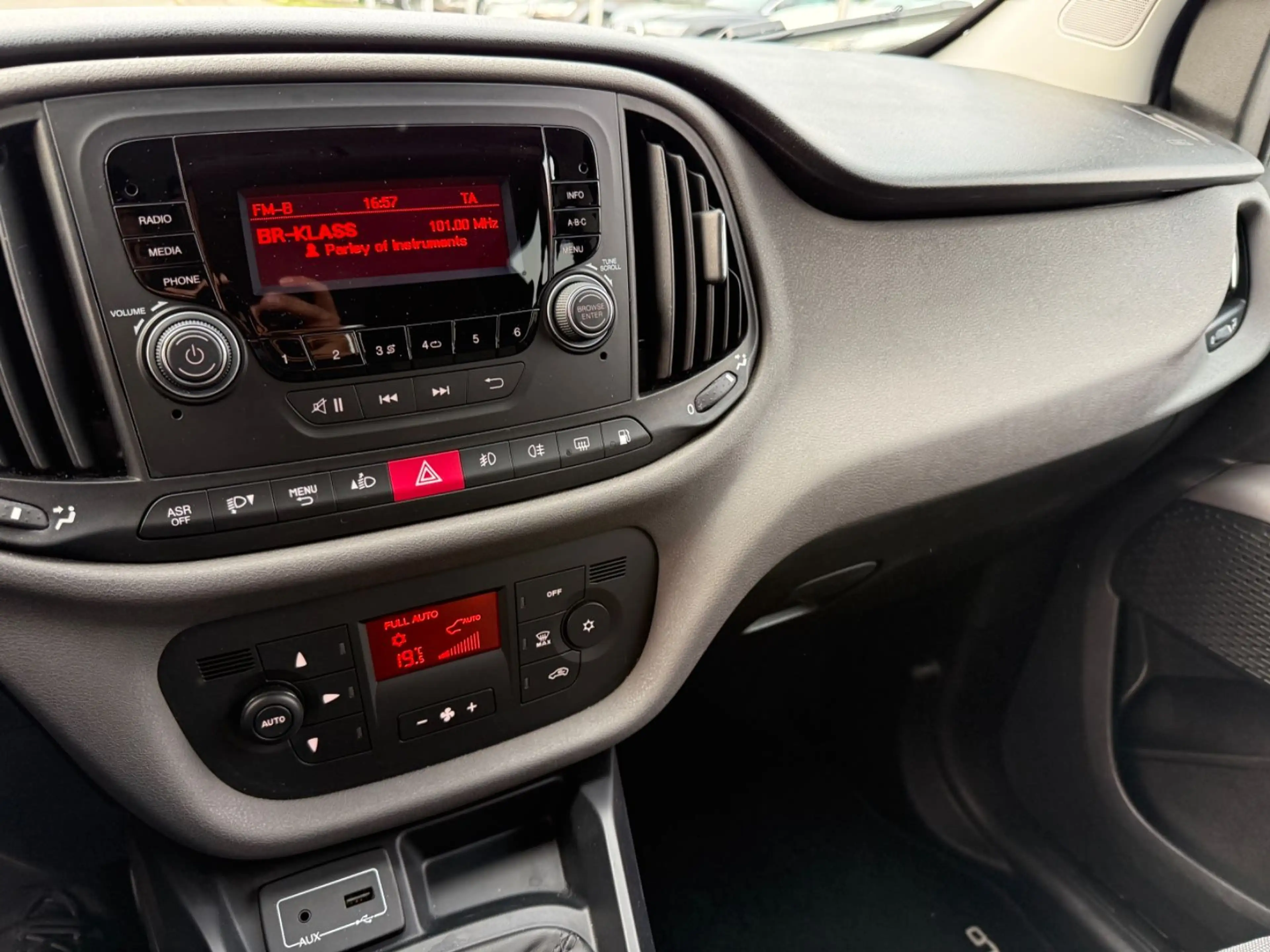 Fiat Doblo Doblò Lounge*ERDGAS*CNG — photo 11