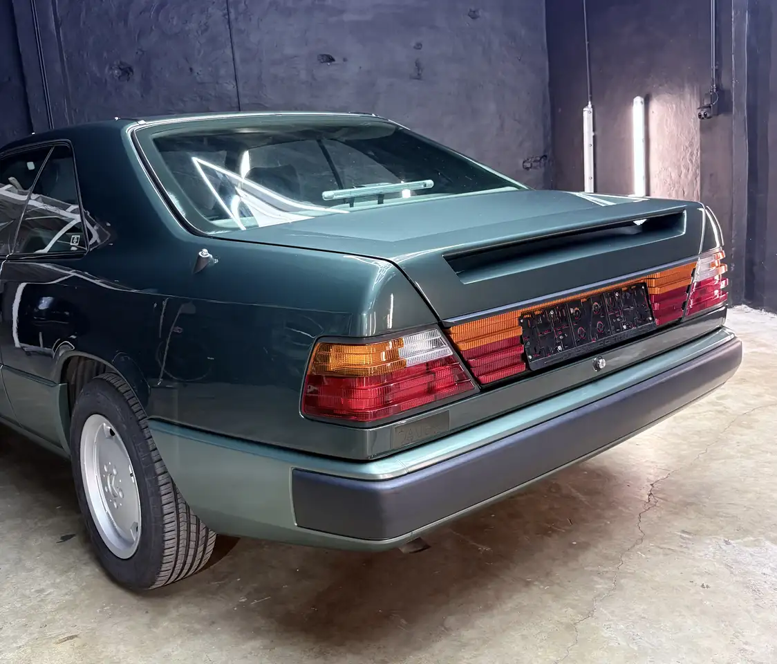 Mercedes-Benz 230 C124, foto 10