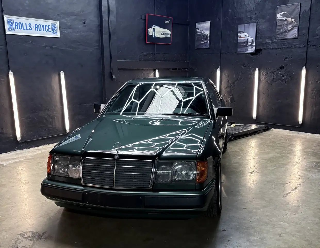 Mercedes-Benz 230 C124, foto 2
