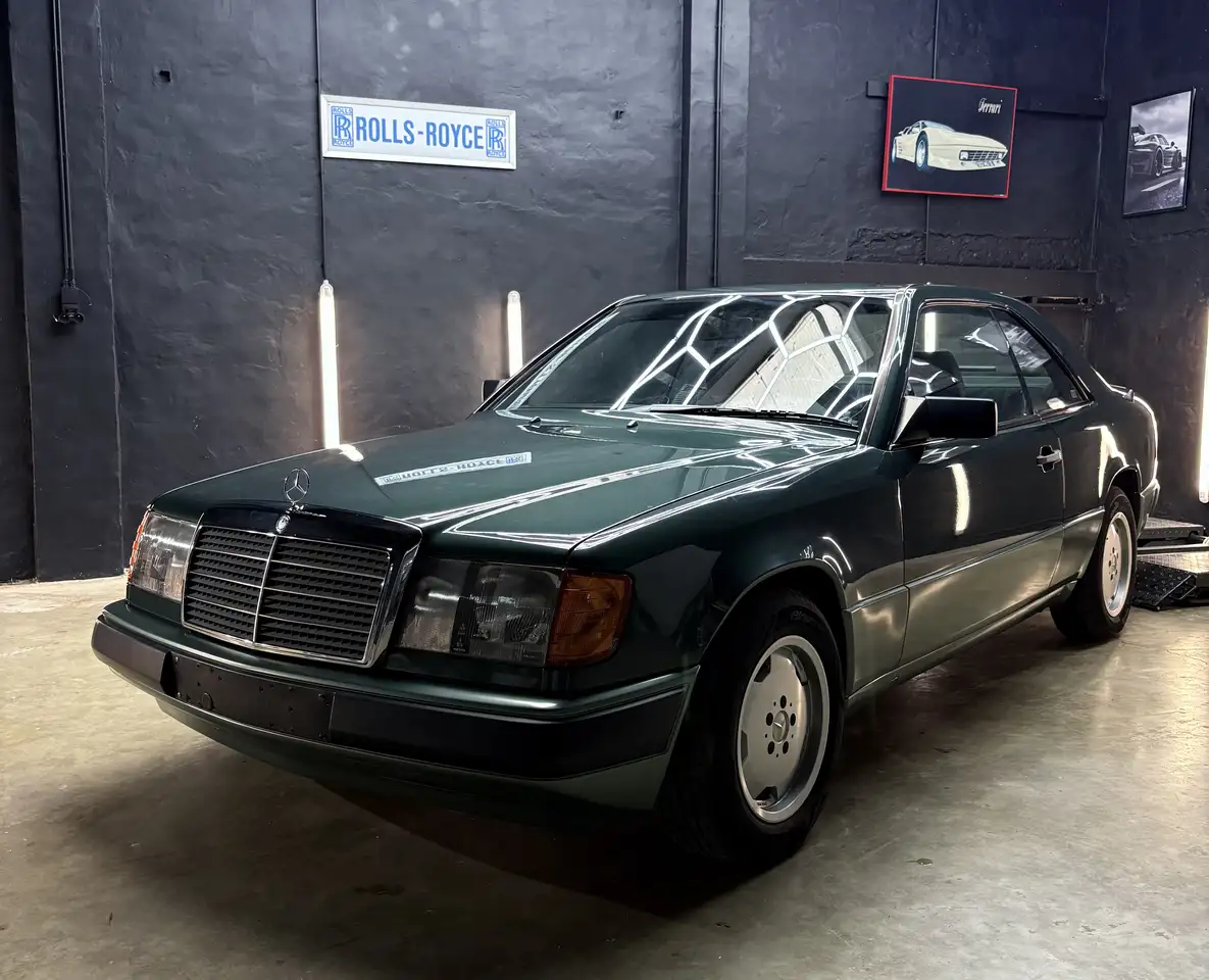 Mercedes-Benz 230 C124, foto 3