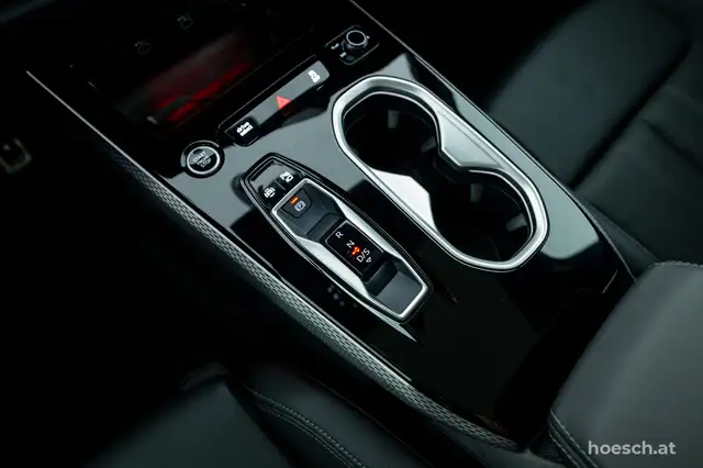 Audi A6 Avant TDI 2x S-LINE OPTIK TECH PLUS PANO WIE NEU Ansicht 33