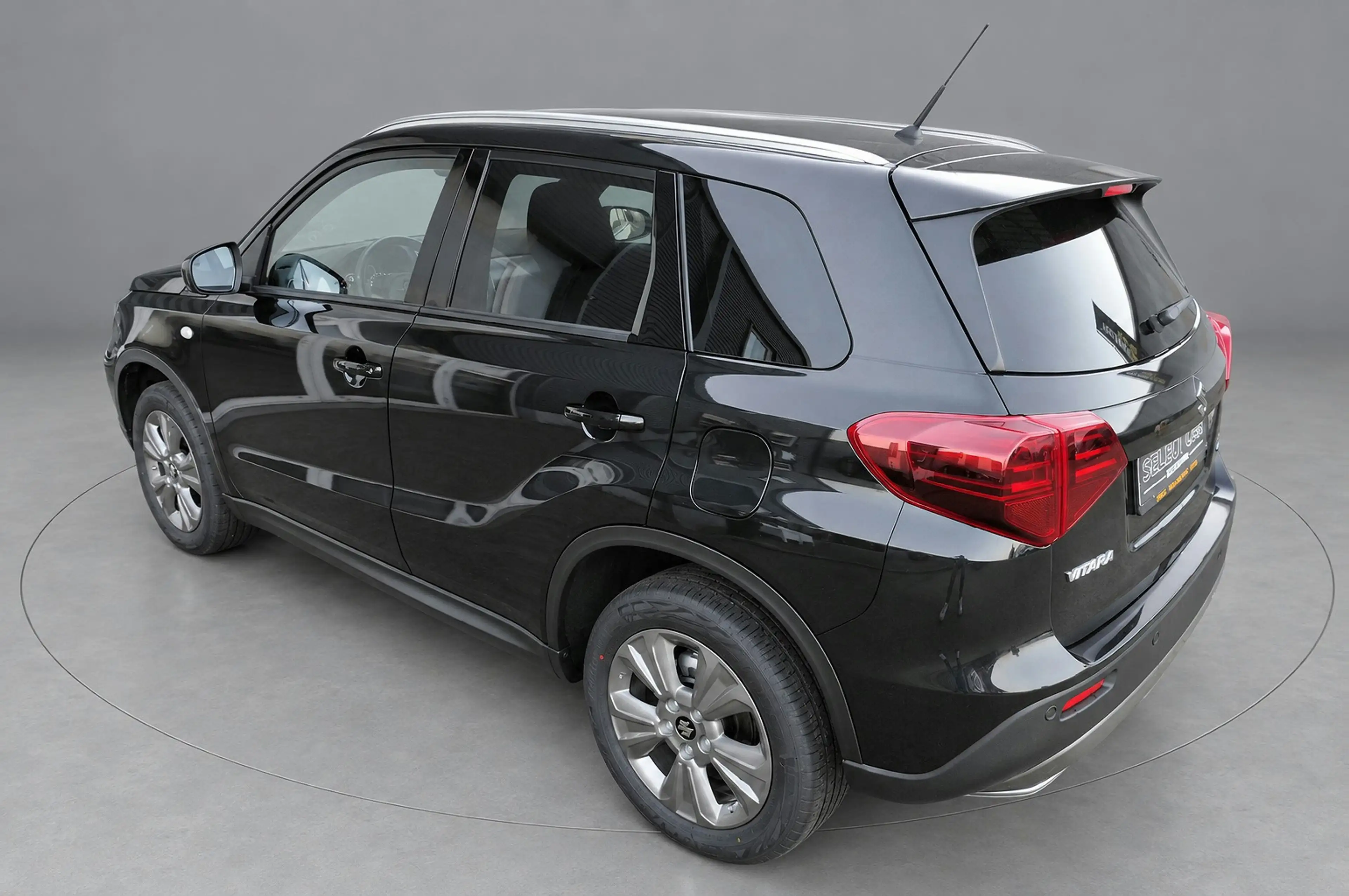 Suzuki Vitara 1.4 Boosterjet Select Smart Hybrid — photo 6