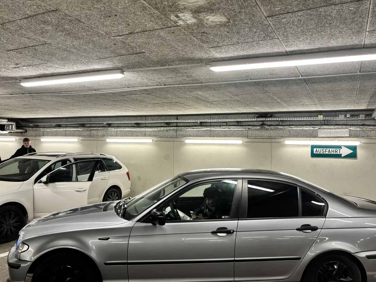 BMW 318 318d Österreich-Paket - 2