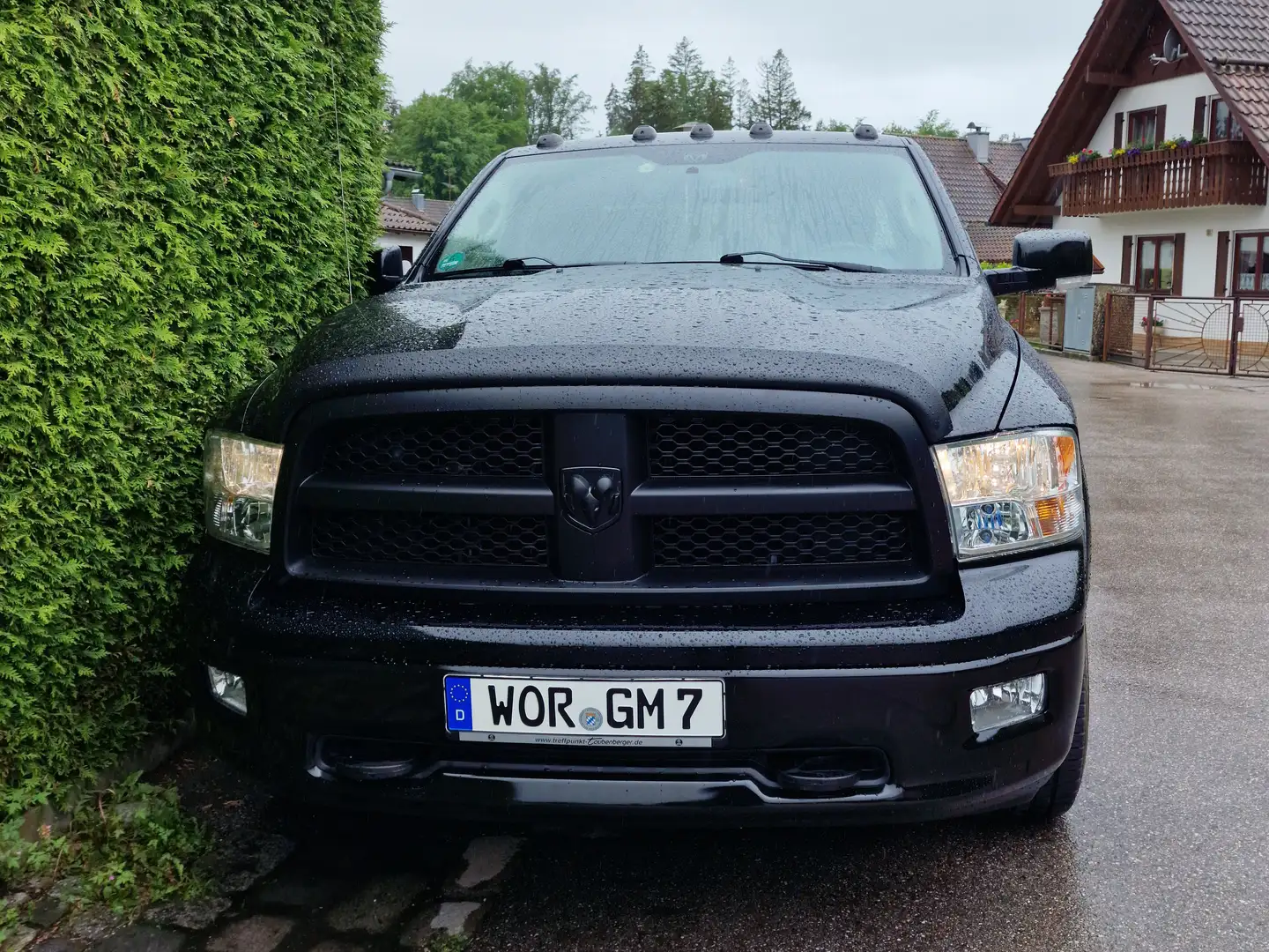 Dodge RAM Dodge RAM 1500 5.7L Hemi 4x4 Laramie LPG AHK LKW Schwarz - 2
