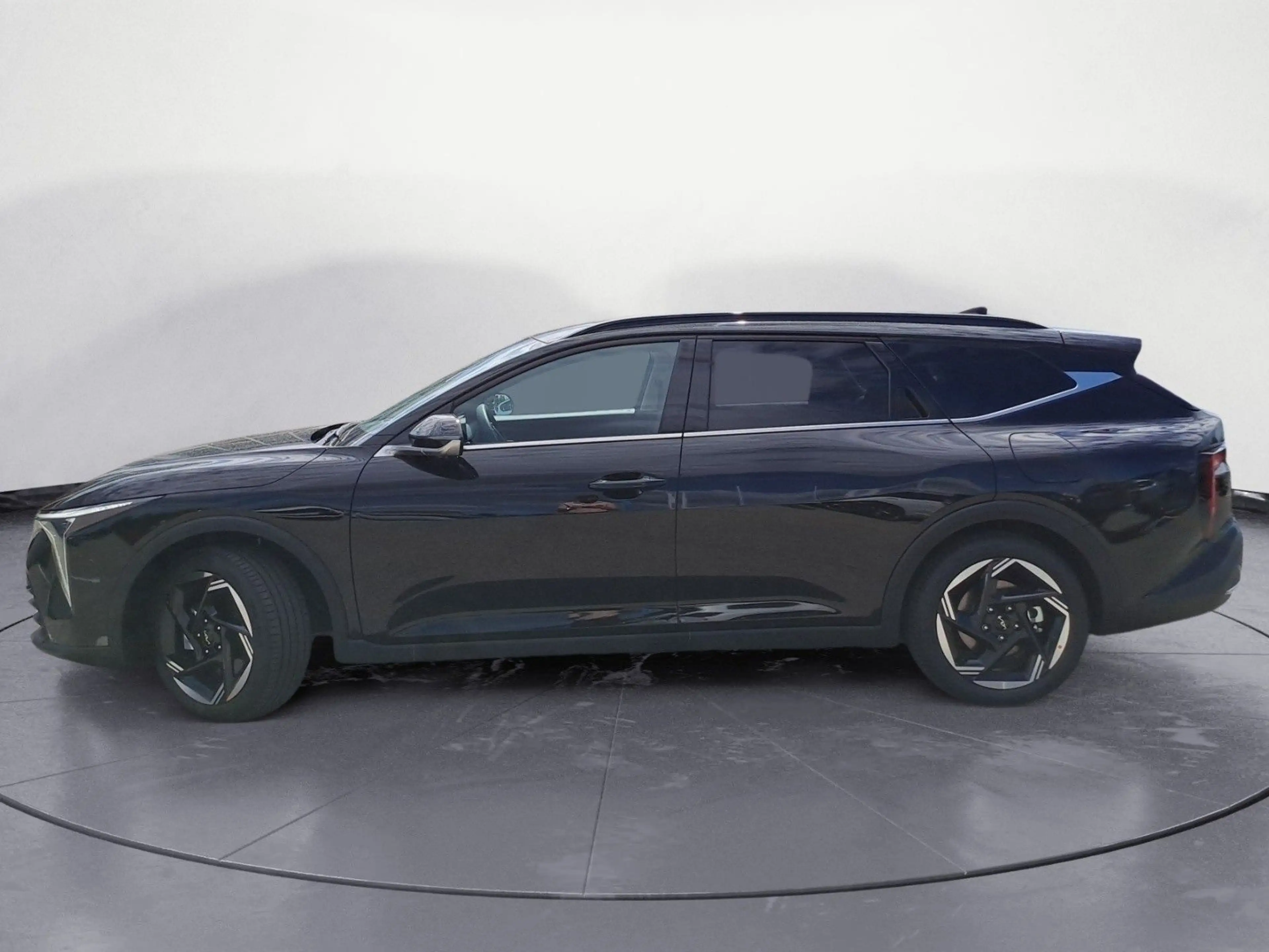 Kia K4 1.6T 150 DCT SPORTSWAGON SOUND/DRIVEWISEPAKET — photo 3