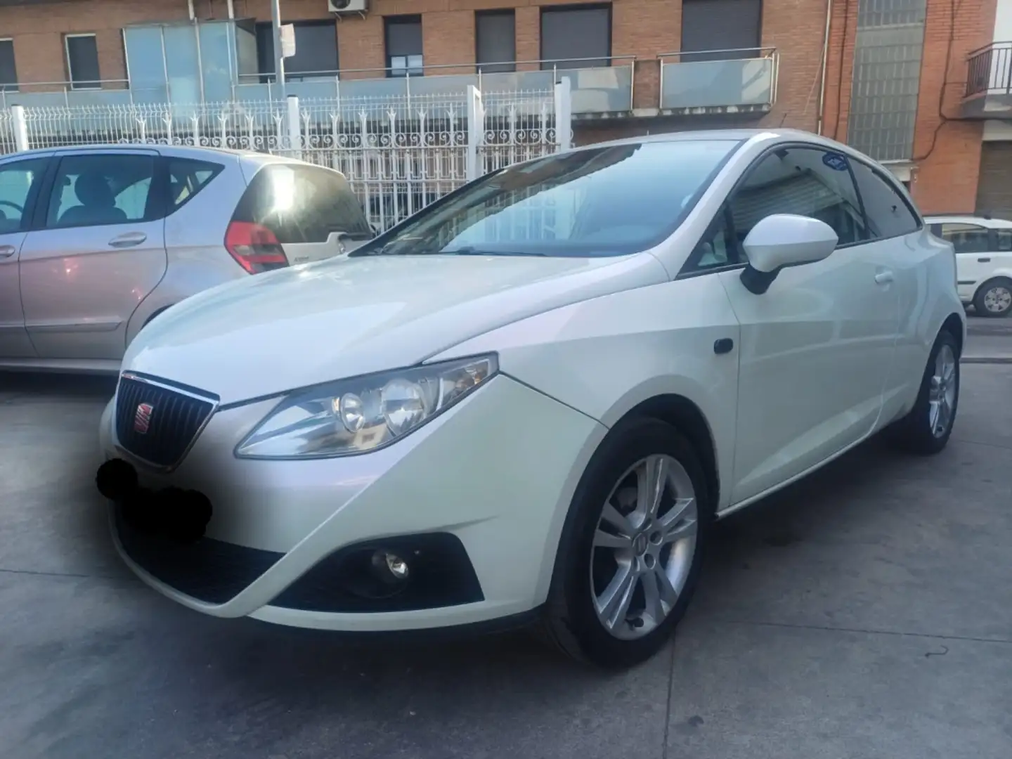 SEAT Ibiza SC 1.6TDI CR Spotify Blanc - 1