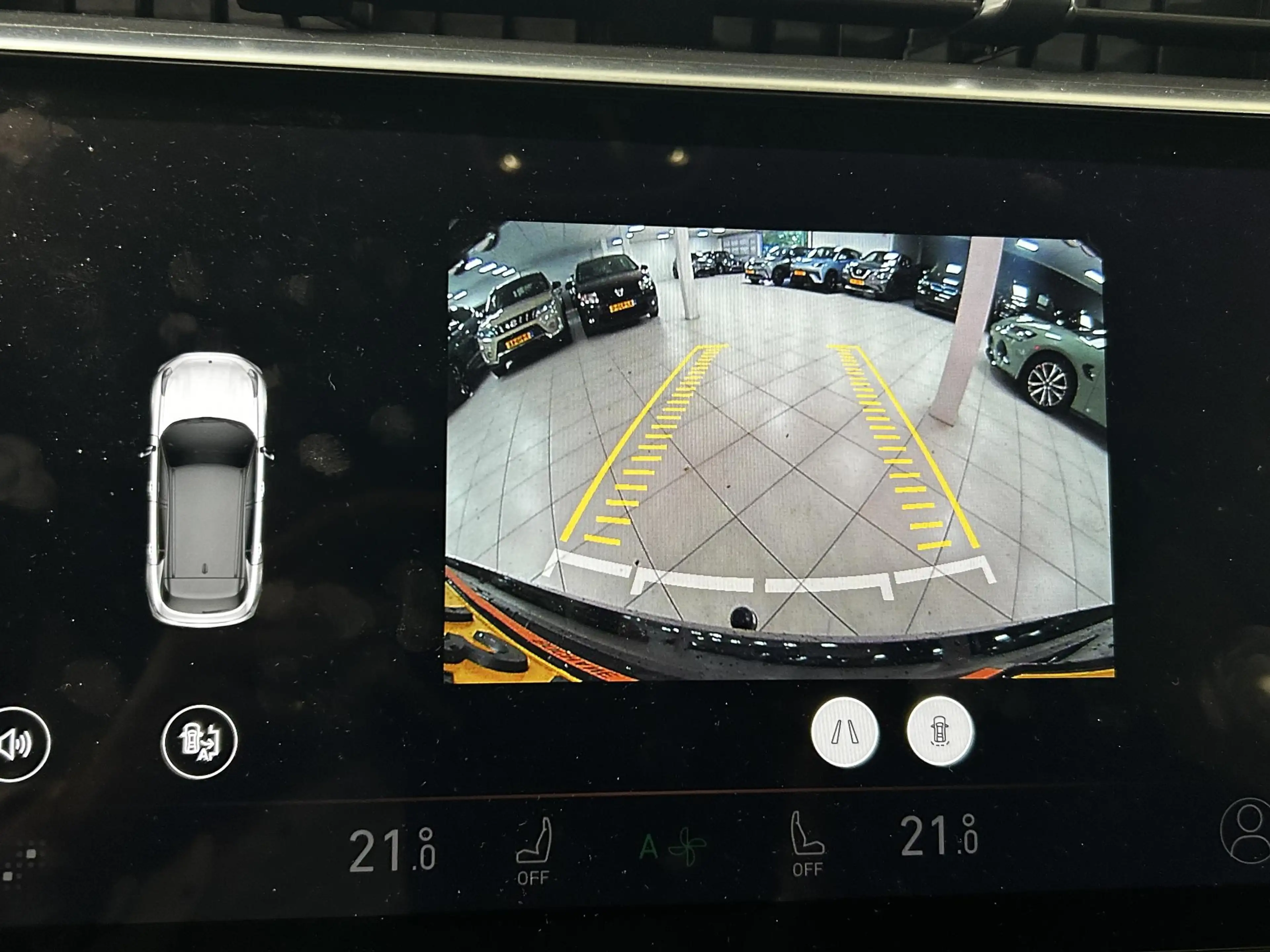 Lynk & Co 01 1.5 PANORAMADAK | TREKHAAK | ACHTERUITRIJCAMERA — photo 11