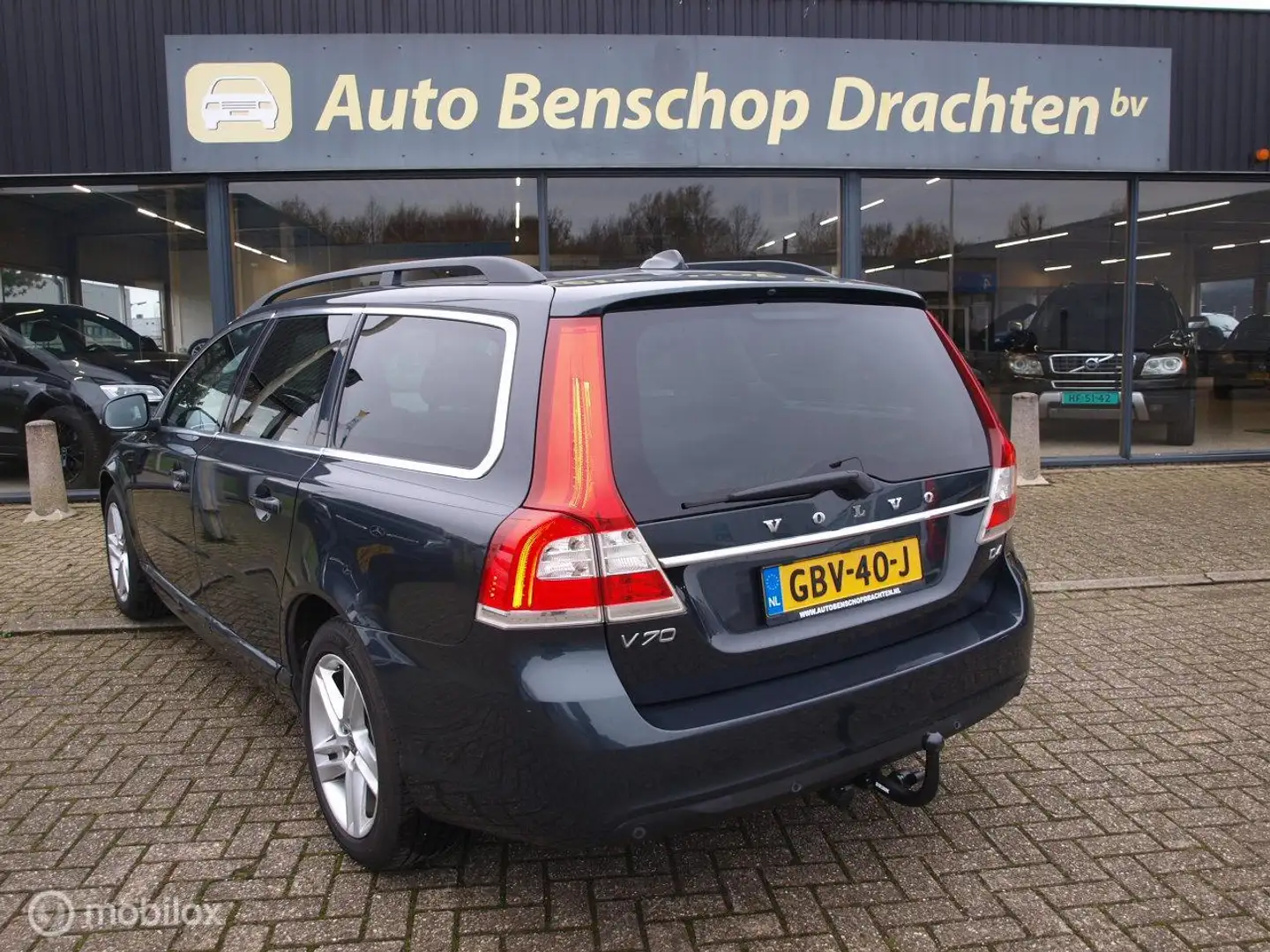 Volvo V70 5Cyl 163pk Aut6 *nwe type* Leer Xenon Pdc 17Velgen Šedá - 2