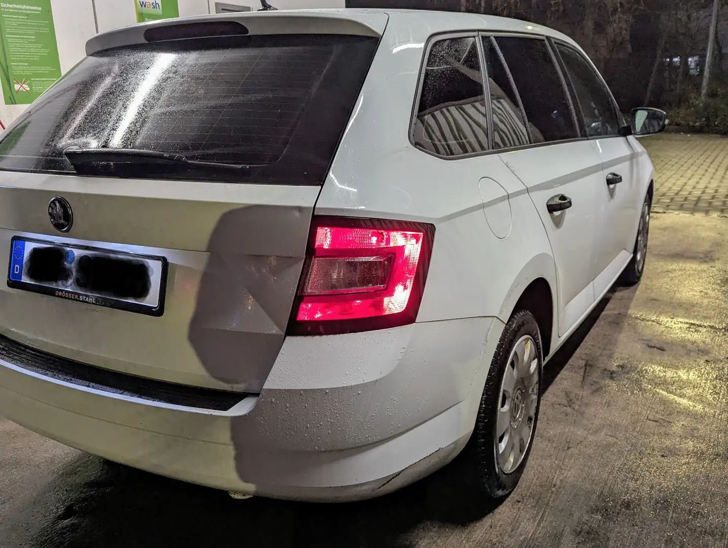 Skoda Fabia Combi 1.0 MPI Cool Plus Weiß - 2