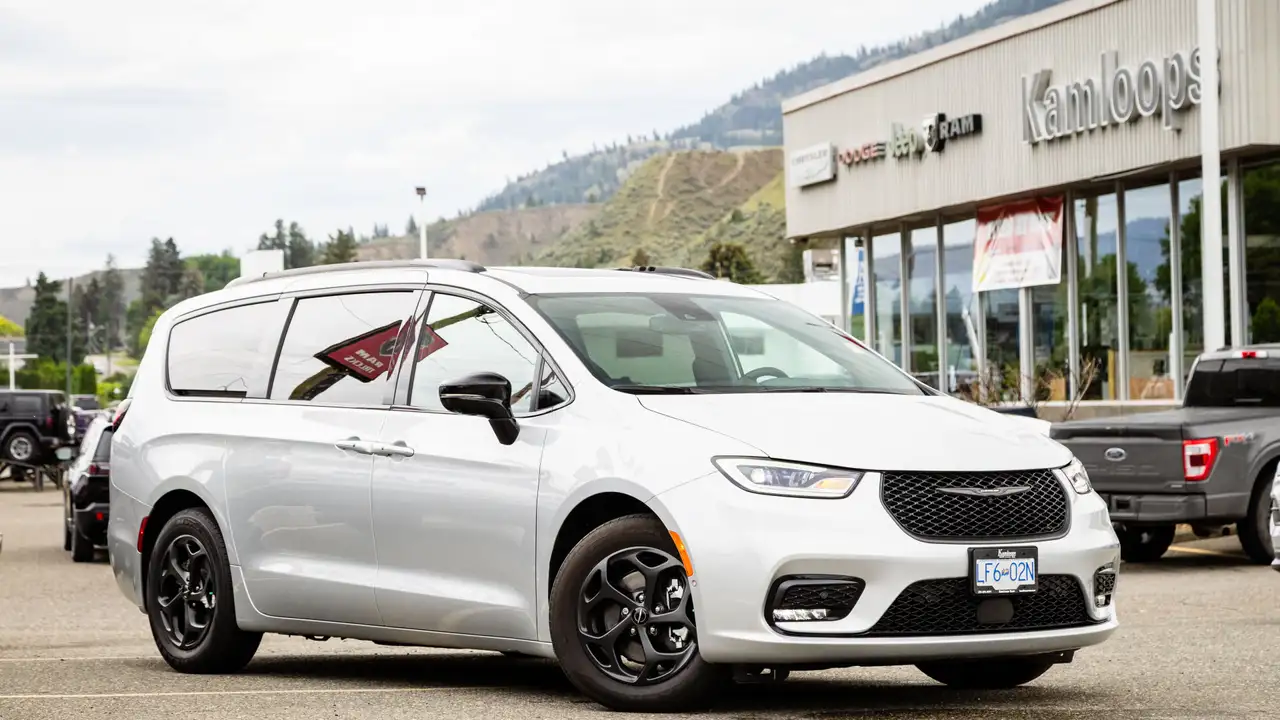 2024 Chrysler Pacifica