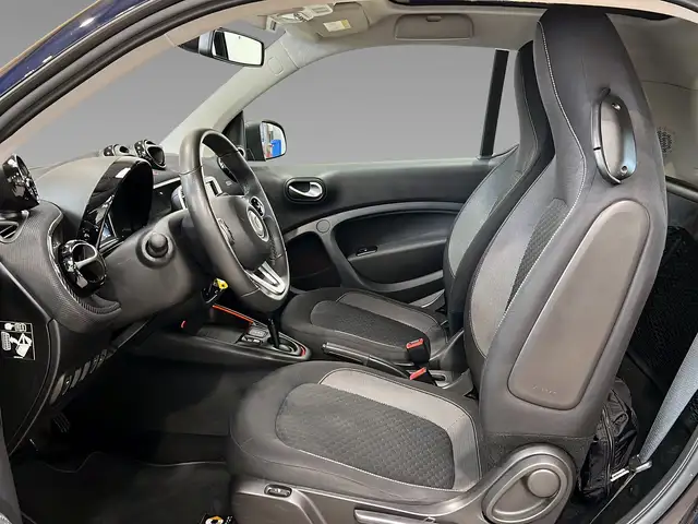 smart Fortwo view 9