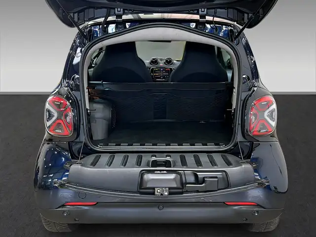 smart Fortwo view 8