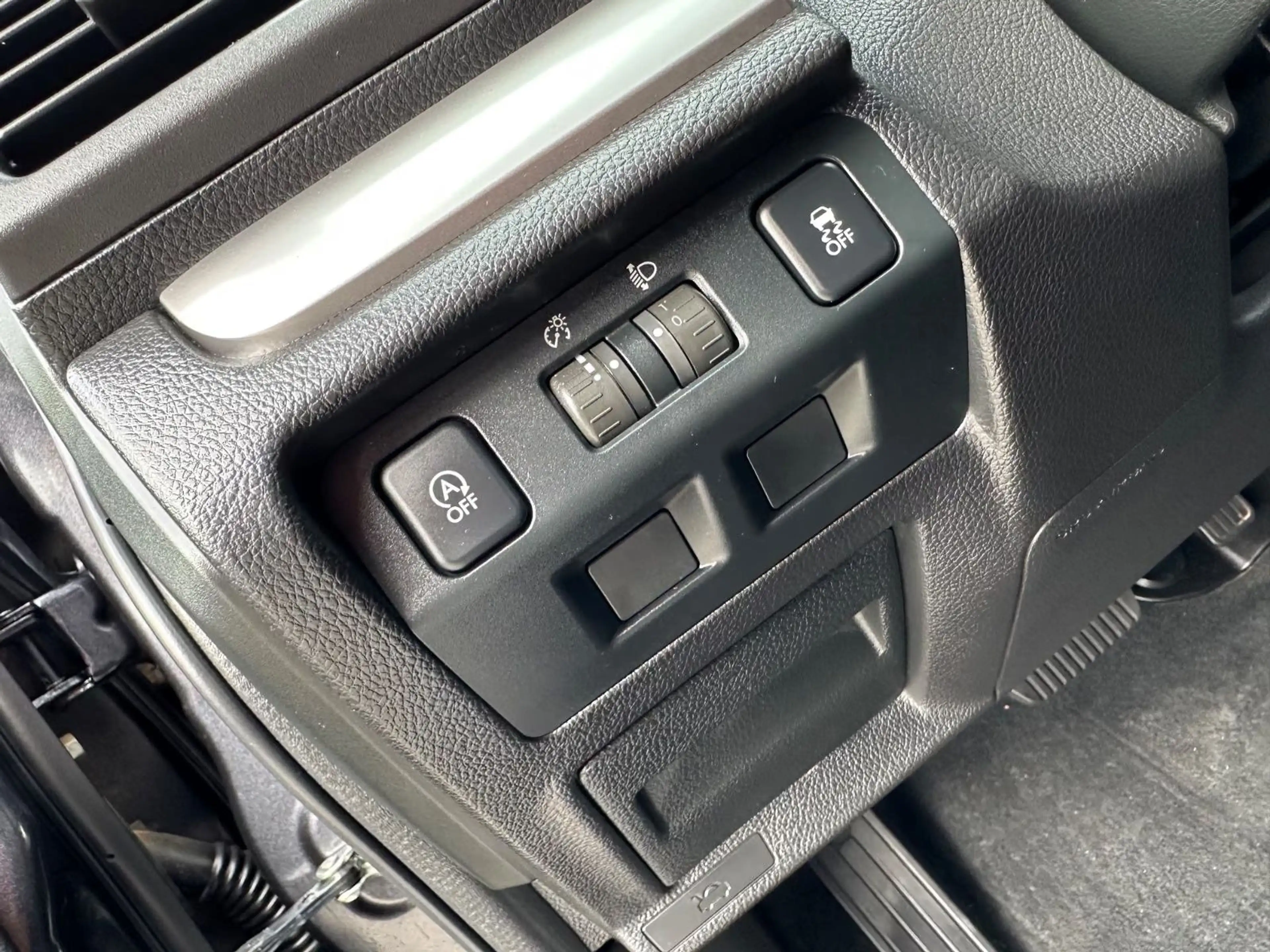 Subaru Impreza AUTOMATIK 4x4 1.Hand KLIMA Scheckheft — photo 18