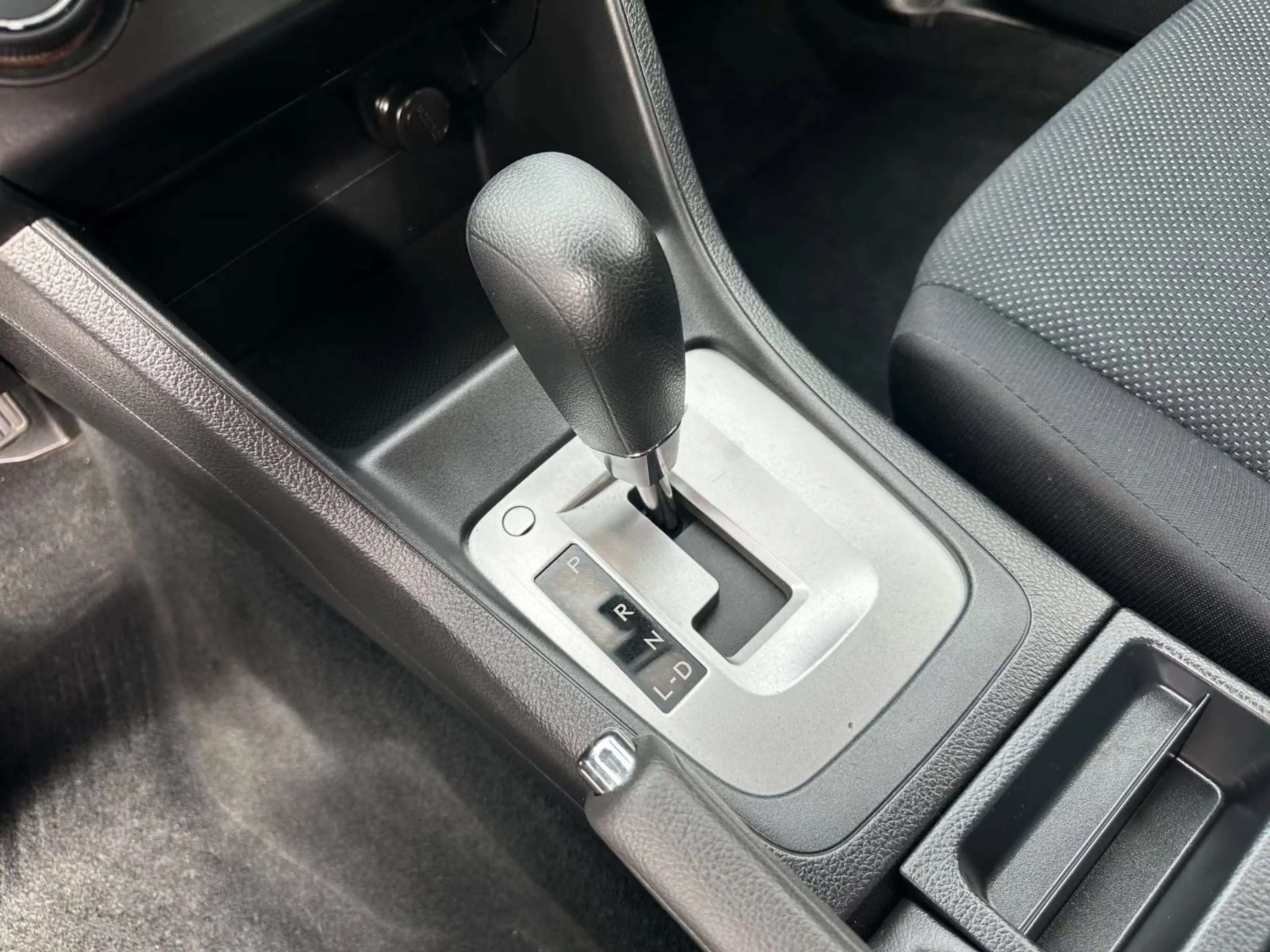Subaru Impreza AUTOMATIK 4x4 1.Hand KLIMA Scheckheft — photo 17