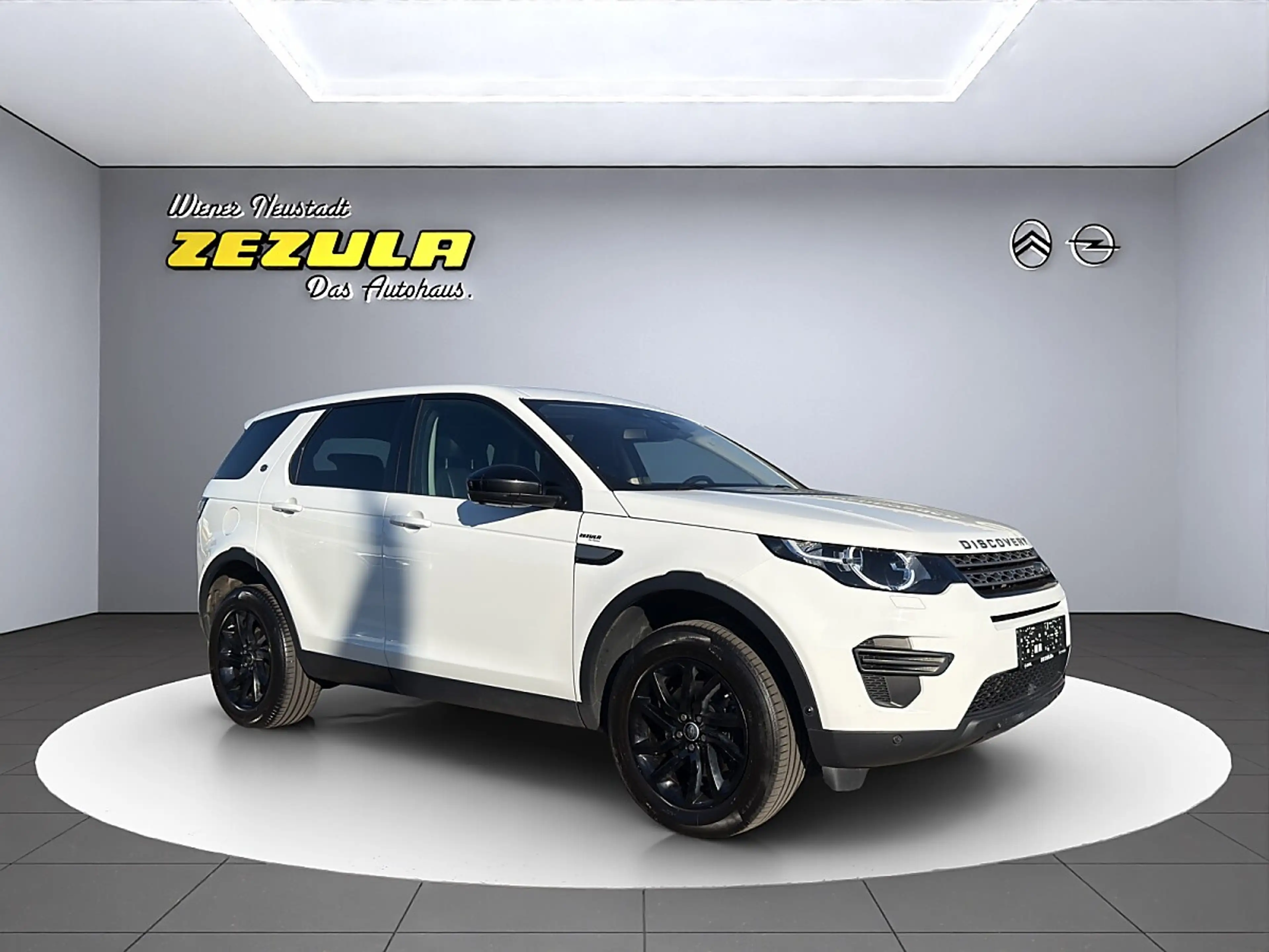 Land Rover Discovery Sport 2,0 TD4 150 4WD Pure — photo 7