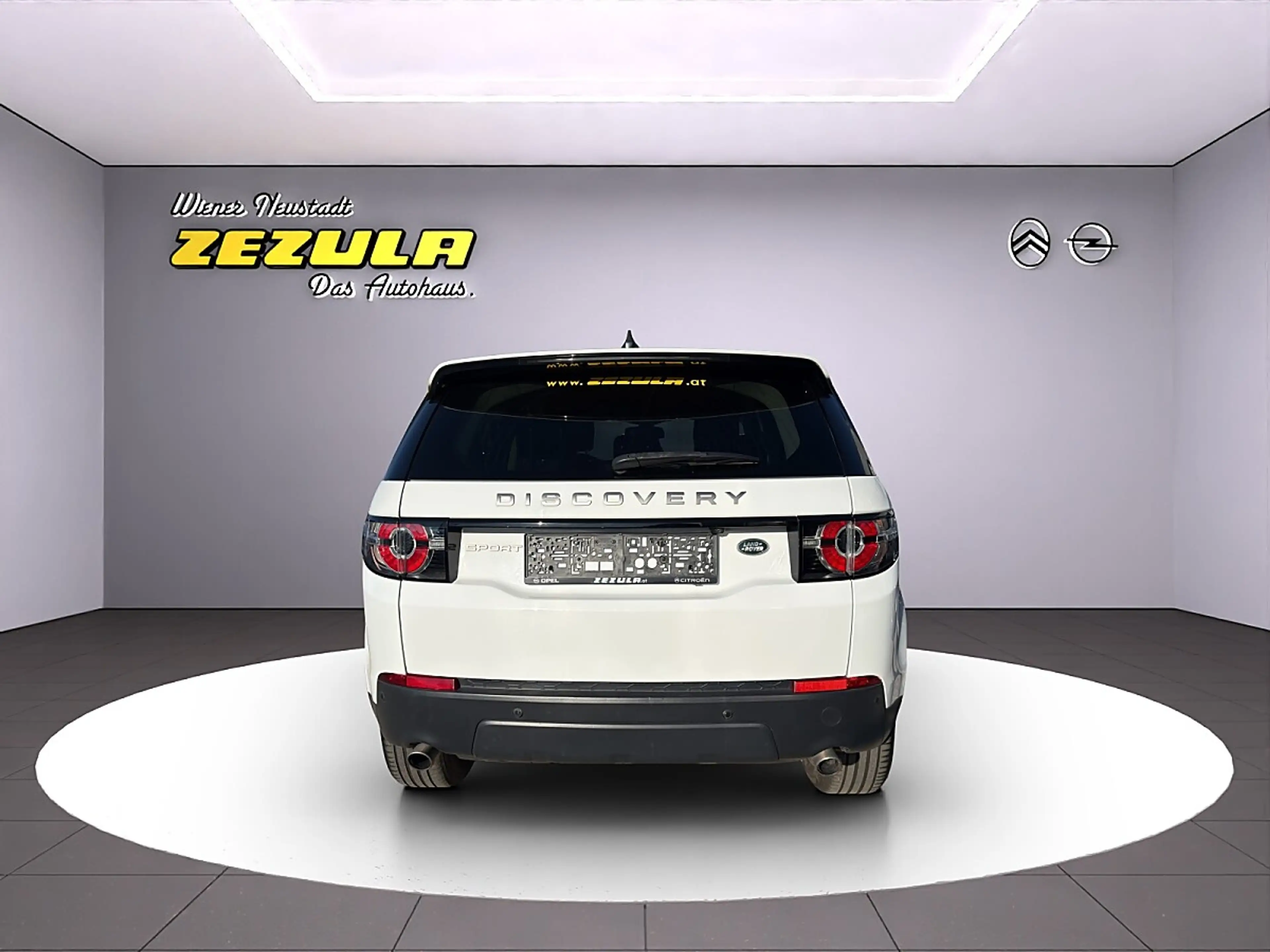 Land Rover Discovery Sport 2,0 TD4 150 4WD Pure — photo 4