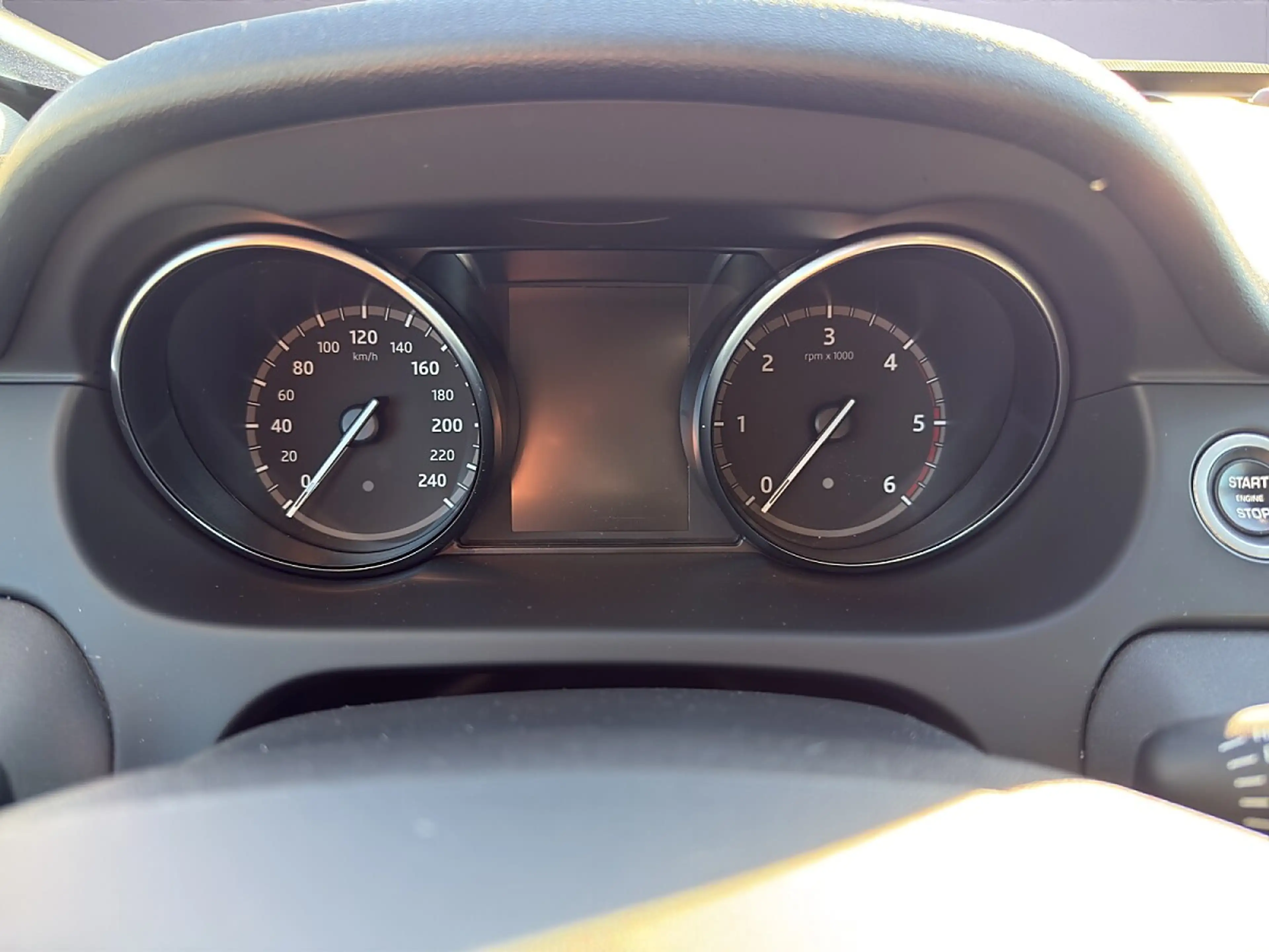 Land Rover Discovery Sport 2,0 TD4 150 4WD Pure — photo 11