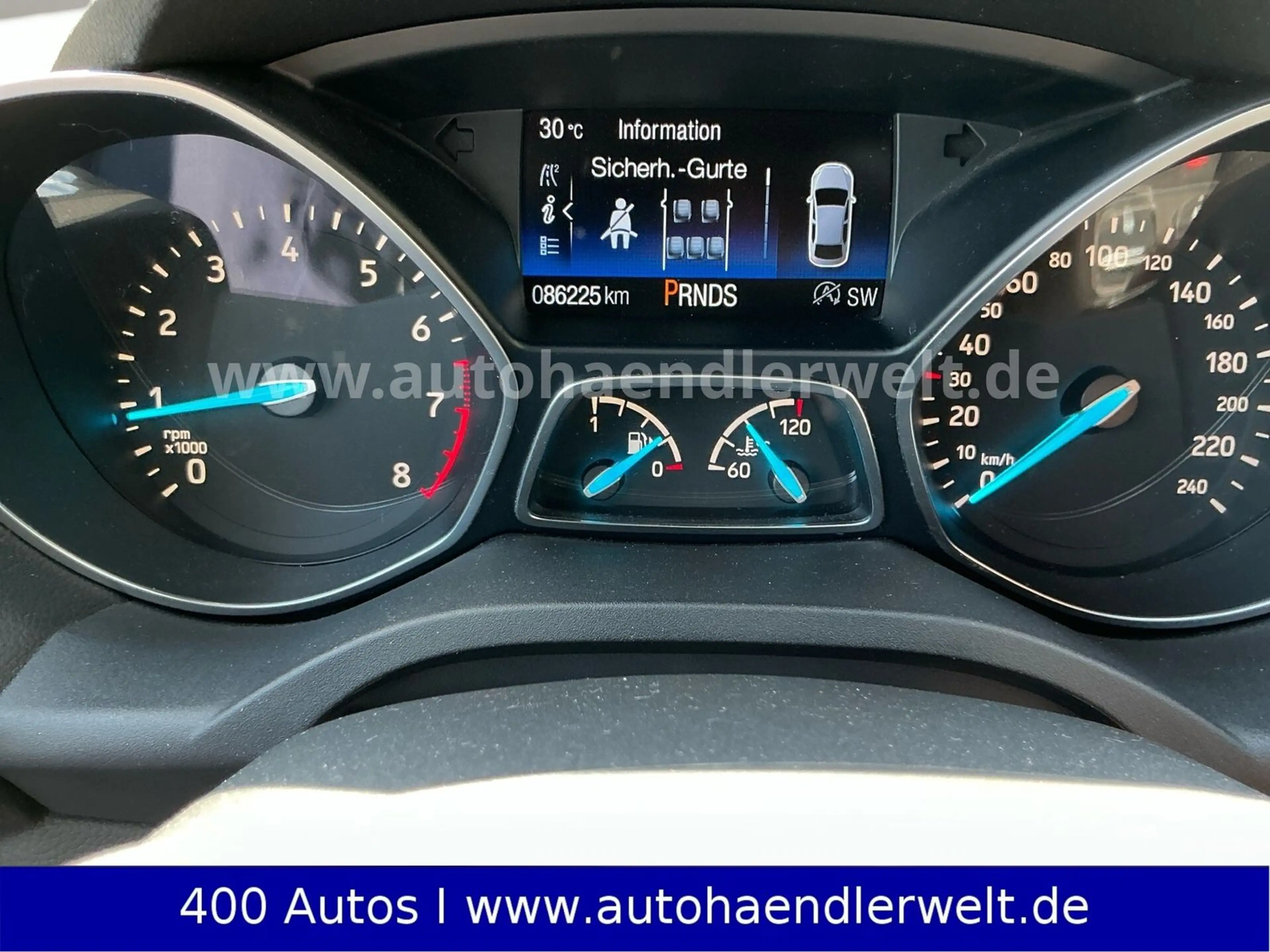 Ford Kuga 1.5 EcoBoost ST-Line 4x4 Aut. Navi Bi-Xenon — photo 10