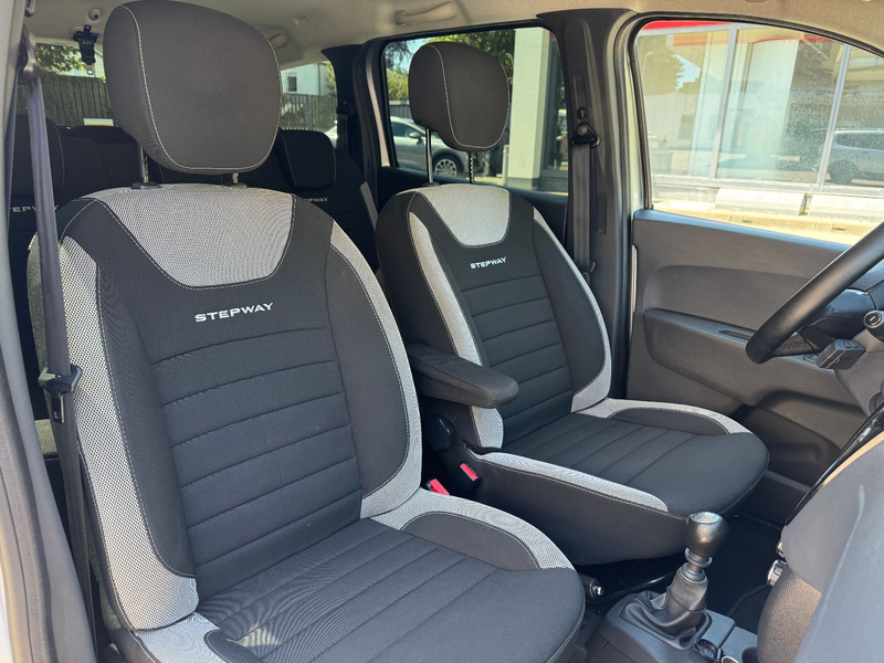 Dacia Lodgy Stepway*Navi*Klima*SHZ*7.Sitzer* — photo 11