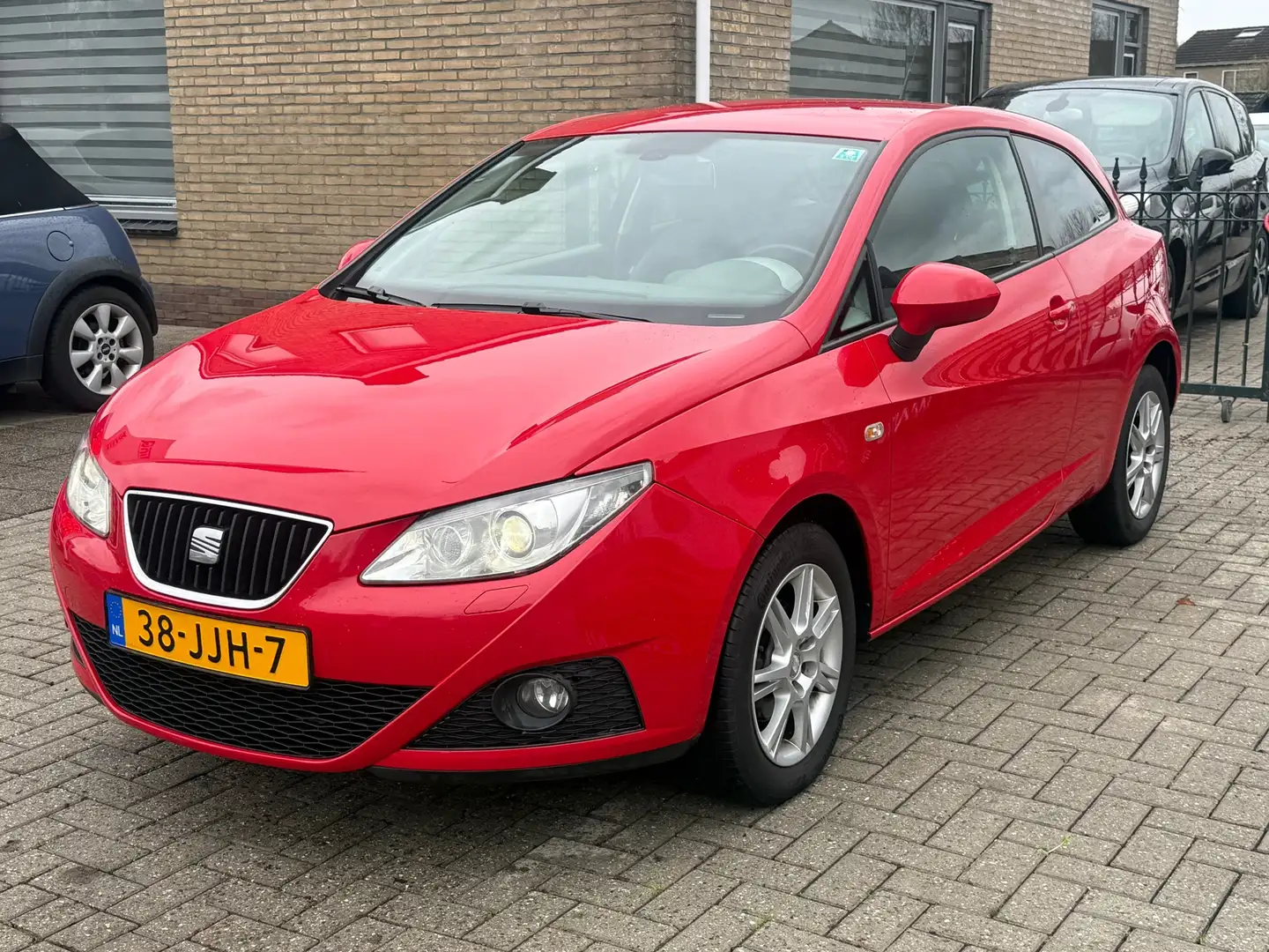 SEAT Ibiza SC 1.6 Style |automaat | airco |cruise | xenon |lm Rot - 1