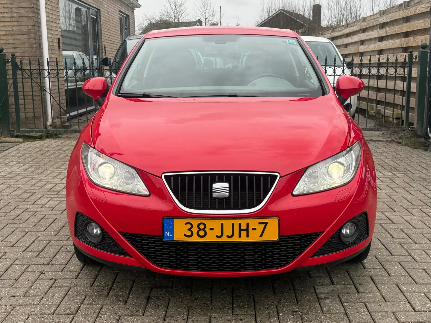 SEAT Ibiza SC 1.6 Style |automaat | airco |cruise | xenon |lm Rot - 2