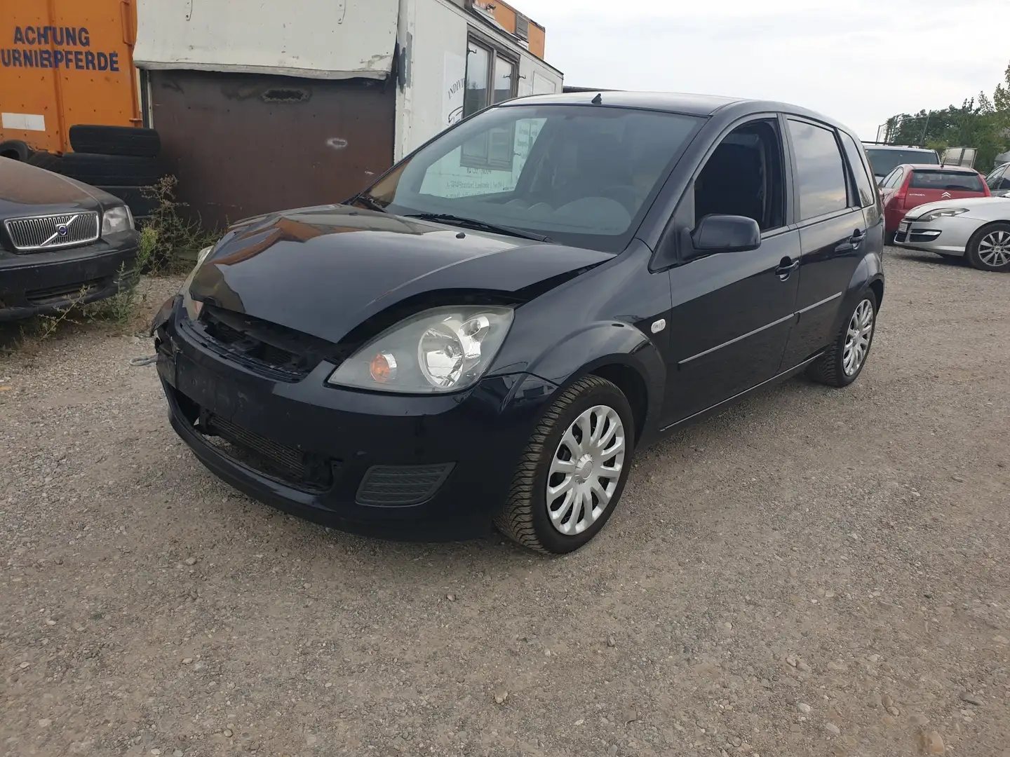 Ford Fiesta Ambiente 1,3 8V - 1