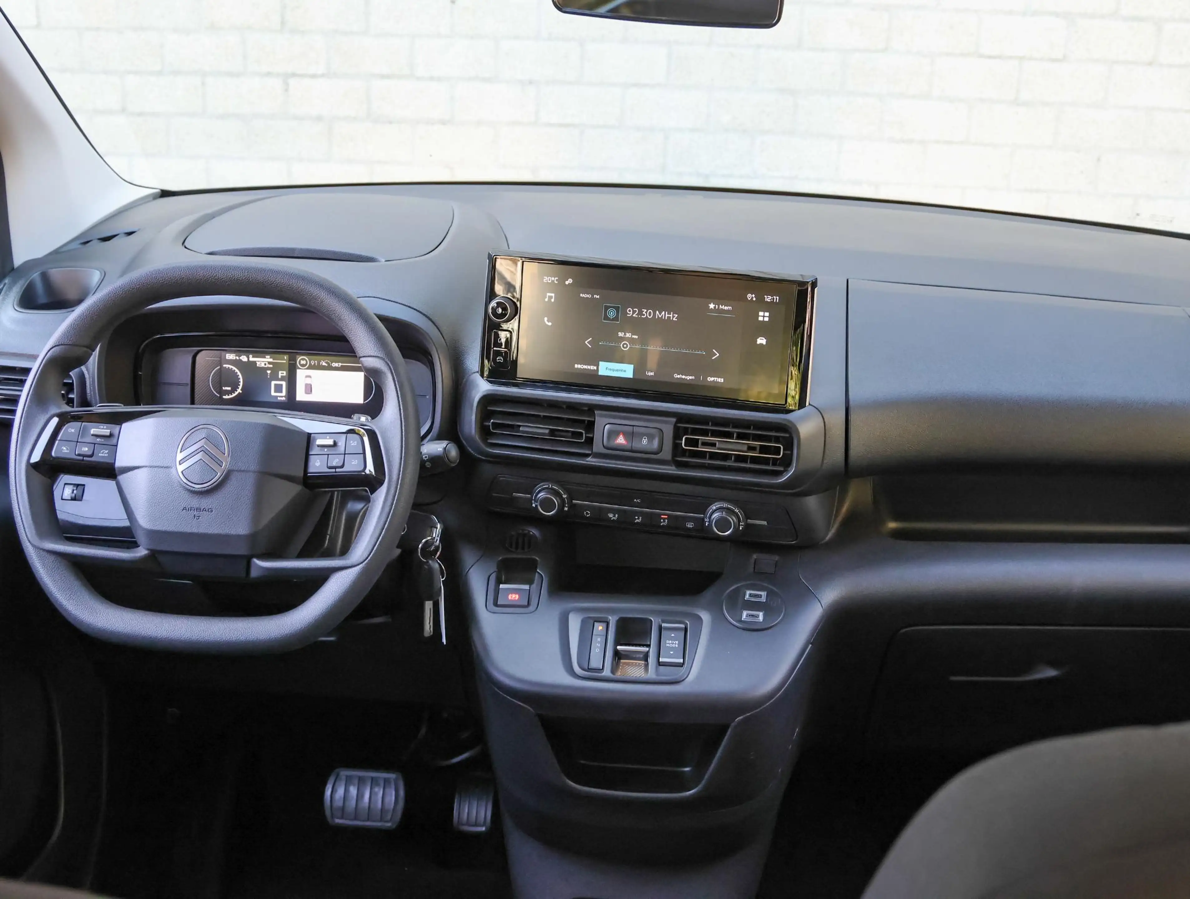 Citroen Berlingo ë-Berlingo Feel L1 50 kWh 136pk | ACCU 98% | Apple — photo 12