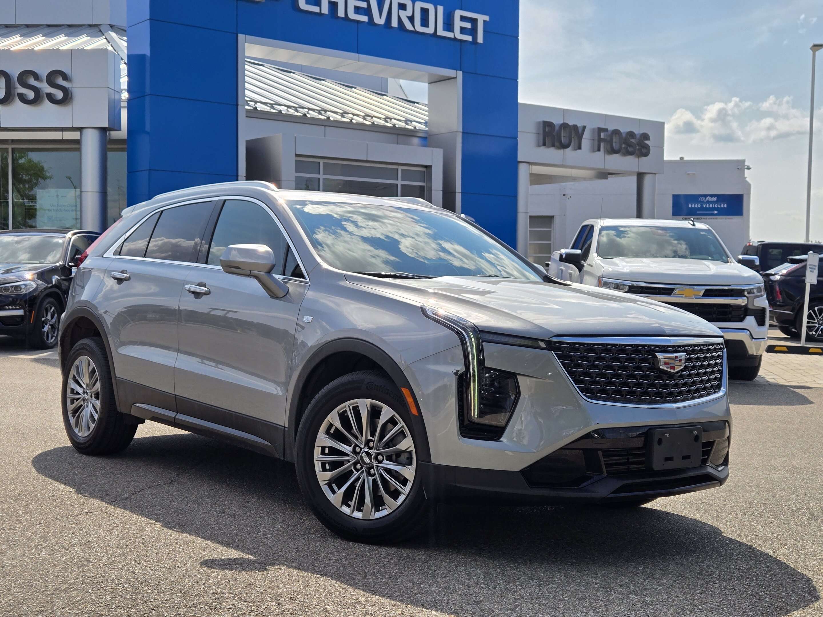 2024 Cadillac XT4 AWD 4dr Premium Luxury