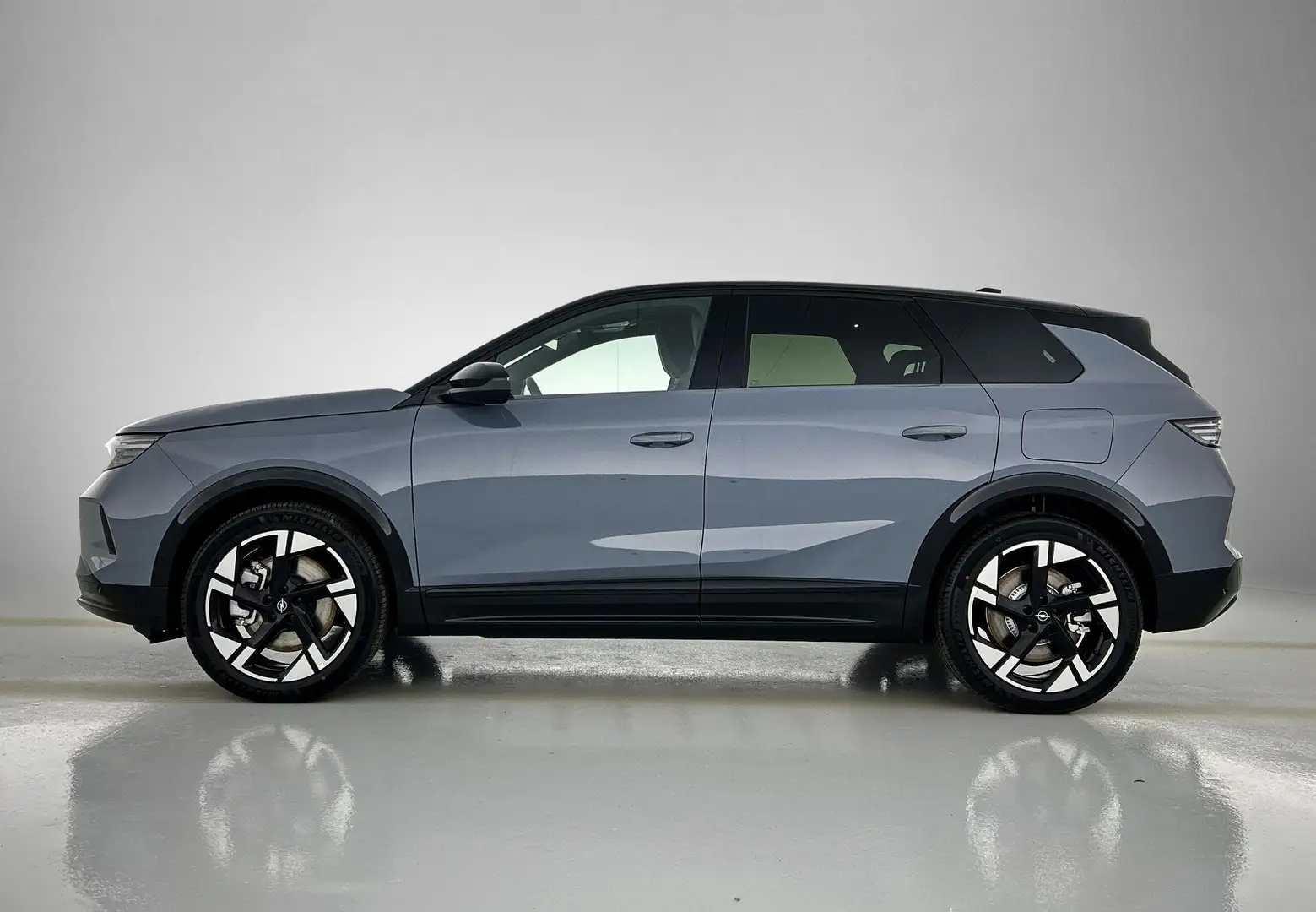 Opel Grandland Electric GS 73 kWh DEMO SALE beschikbaar vanaf 29- Grijs - 2