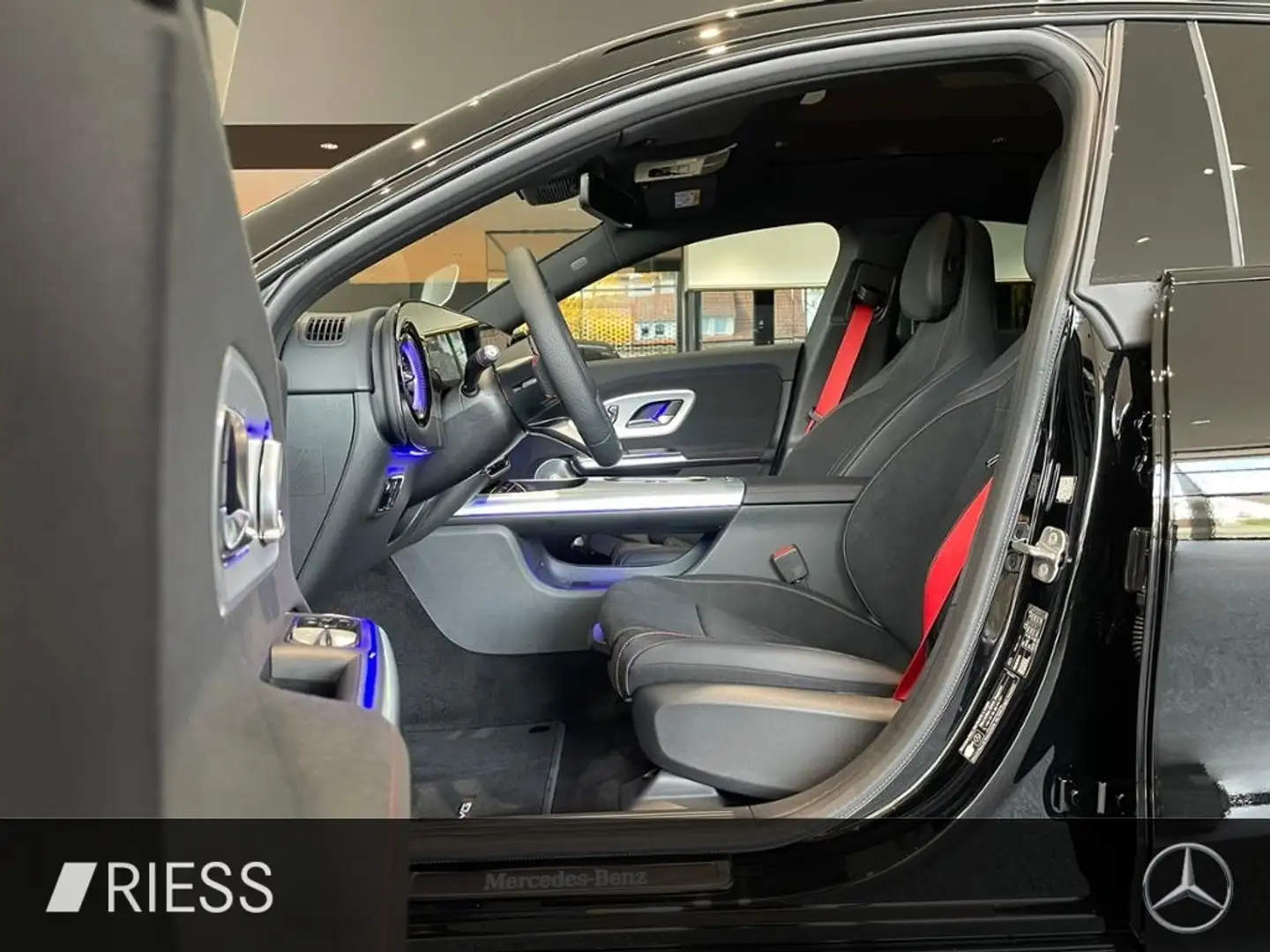 Mercedes-Benz CLA 350 EQ AMG+AHK+KEYL+MULTIBEAM+HUD+BURM+ Noir - 2