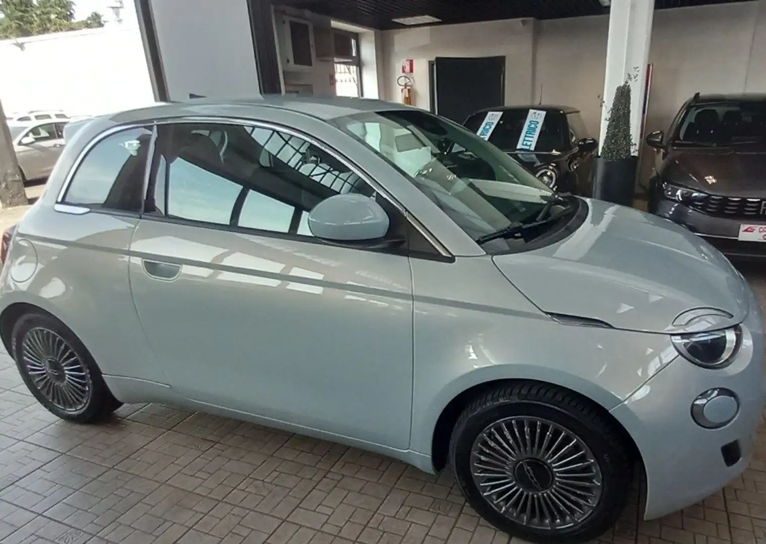 Fiat 500e Berlina 42 kWh Icon Azul - 2