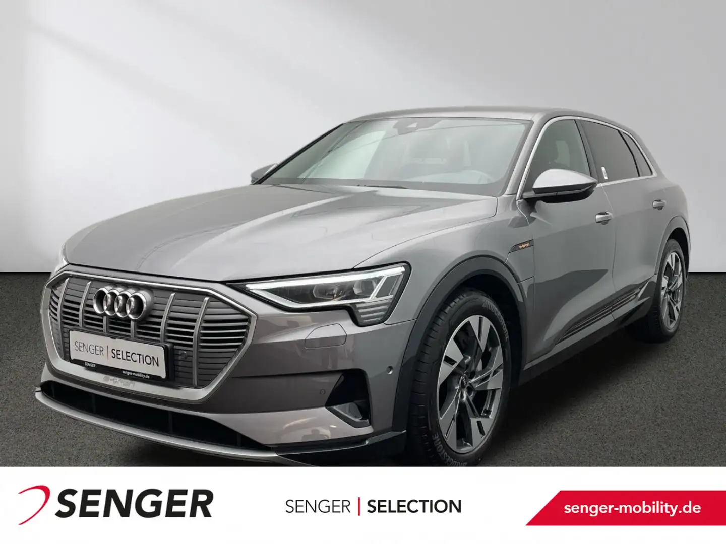 Audi e-tron advanced 50 quattro MMI LED AHK Memory Grau - 1