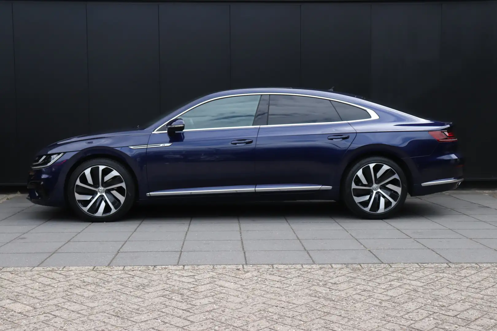 Volkswagen Arteon 1.5 TSI Business R DSG | LEDER | PANO-DAK | CAMERA Blauw - 2