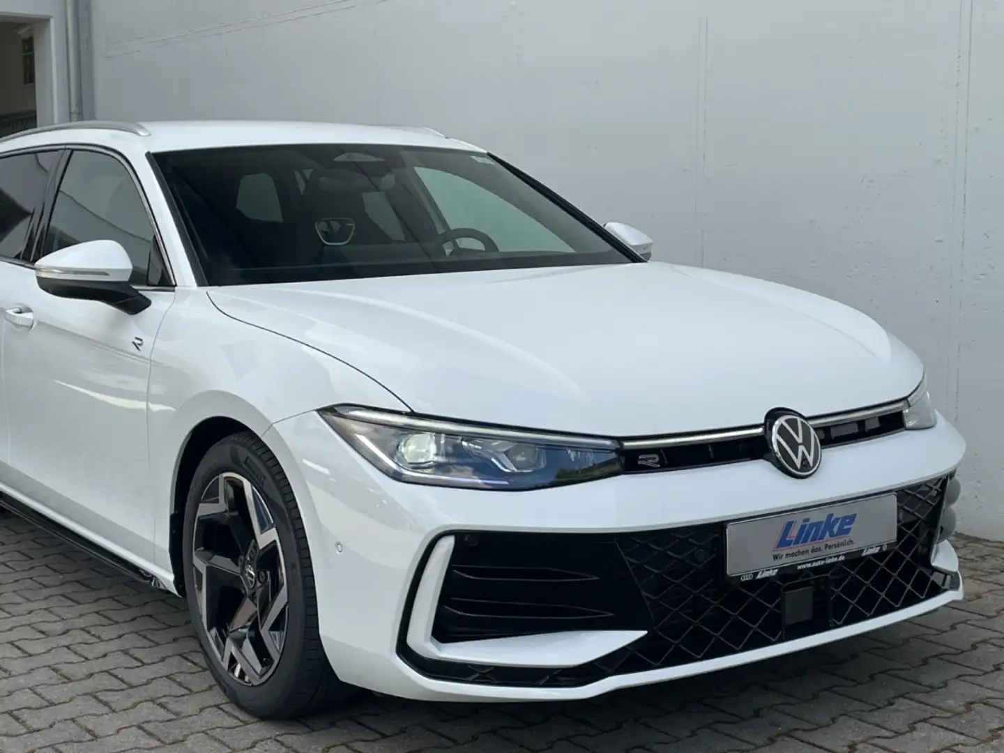 Volkswagen Passat R-Line 2.0 TDI DSG HUD/AHK/Navi/360Kamera Blanc - 2