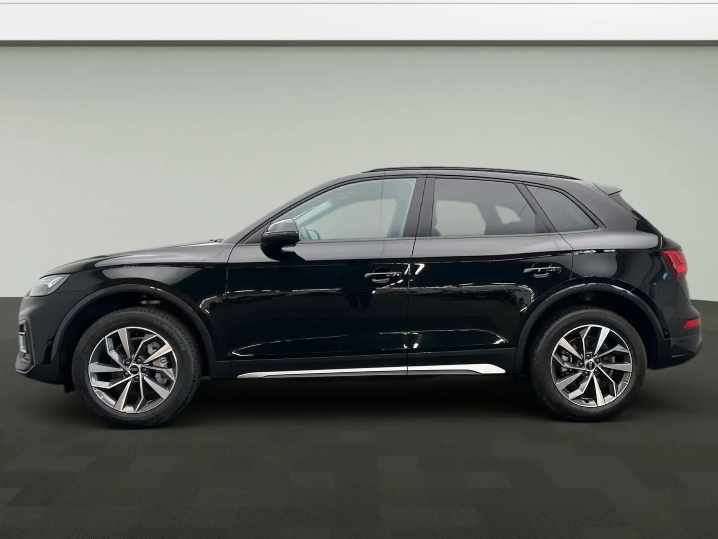 Audi Q5 45 TFSI qu Advanced S tro*Pano*LED*Virtual*Na crna - 2