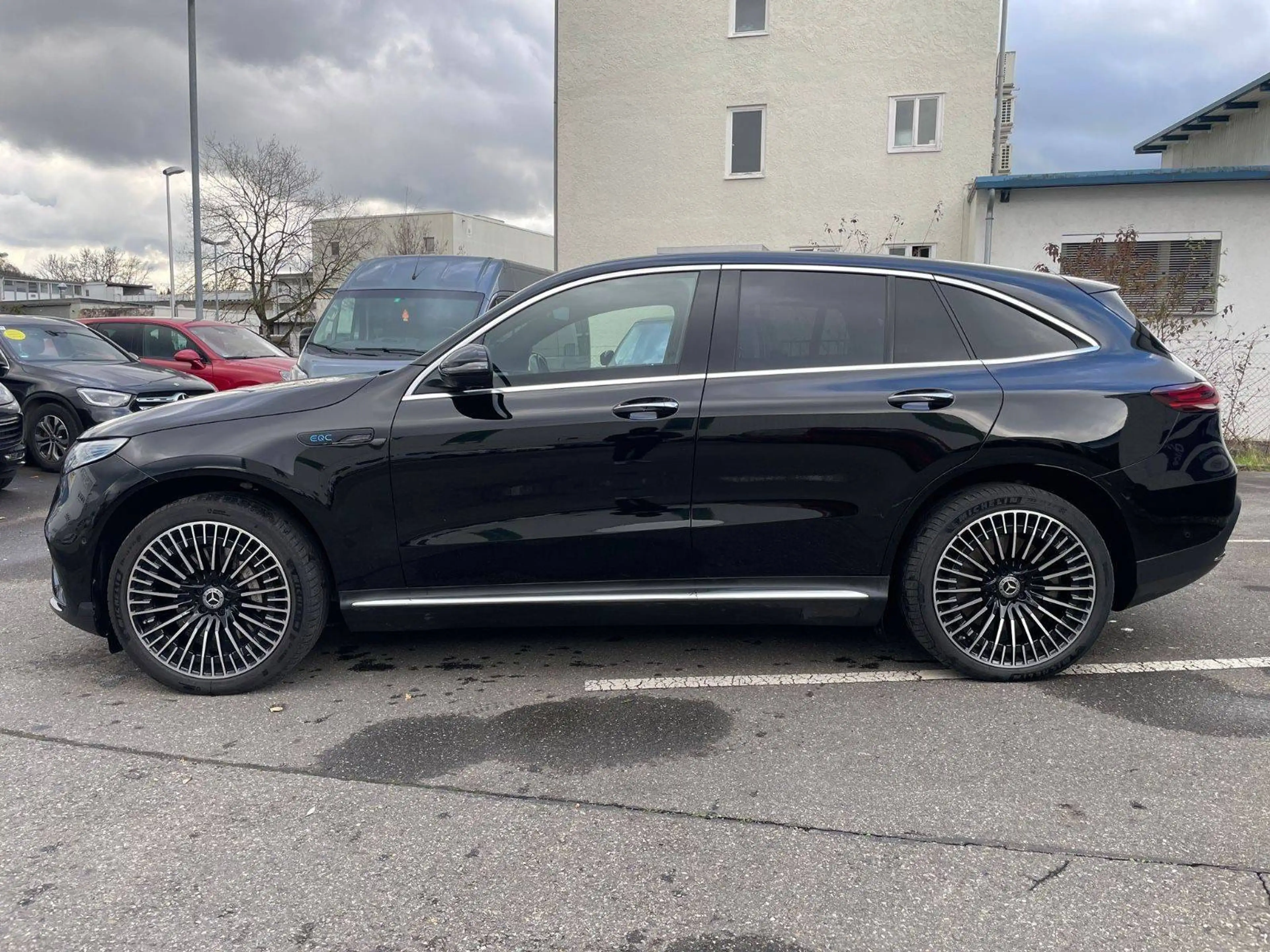 Mercedes-Benz EQC 400 EQC 400 4Matic (293.890) — photo 3