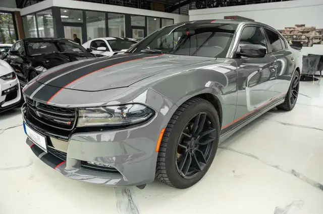 Dodge Charger SXT 3.6 SCHEBEDACH LEDER VOLLLLLL