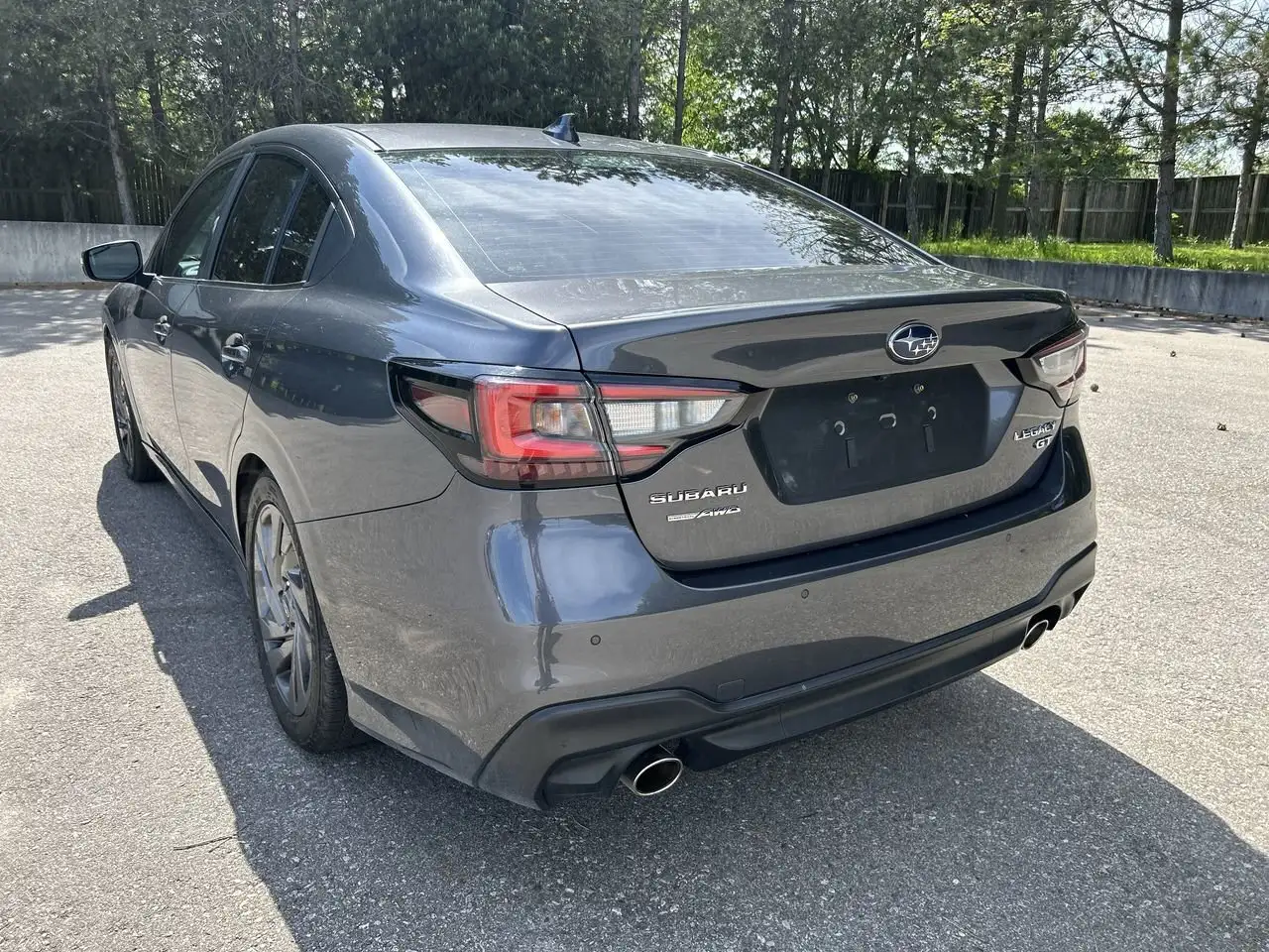 Subaru Legacy снимка Subaru Legacy