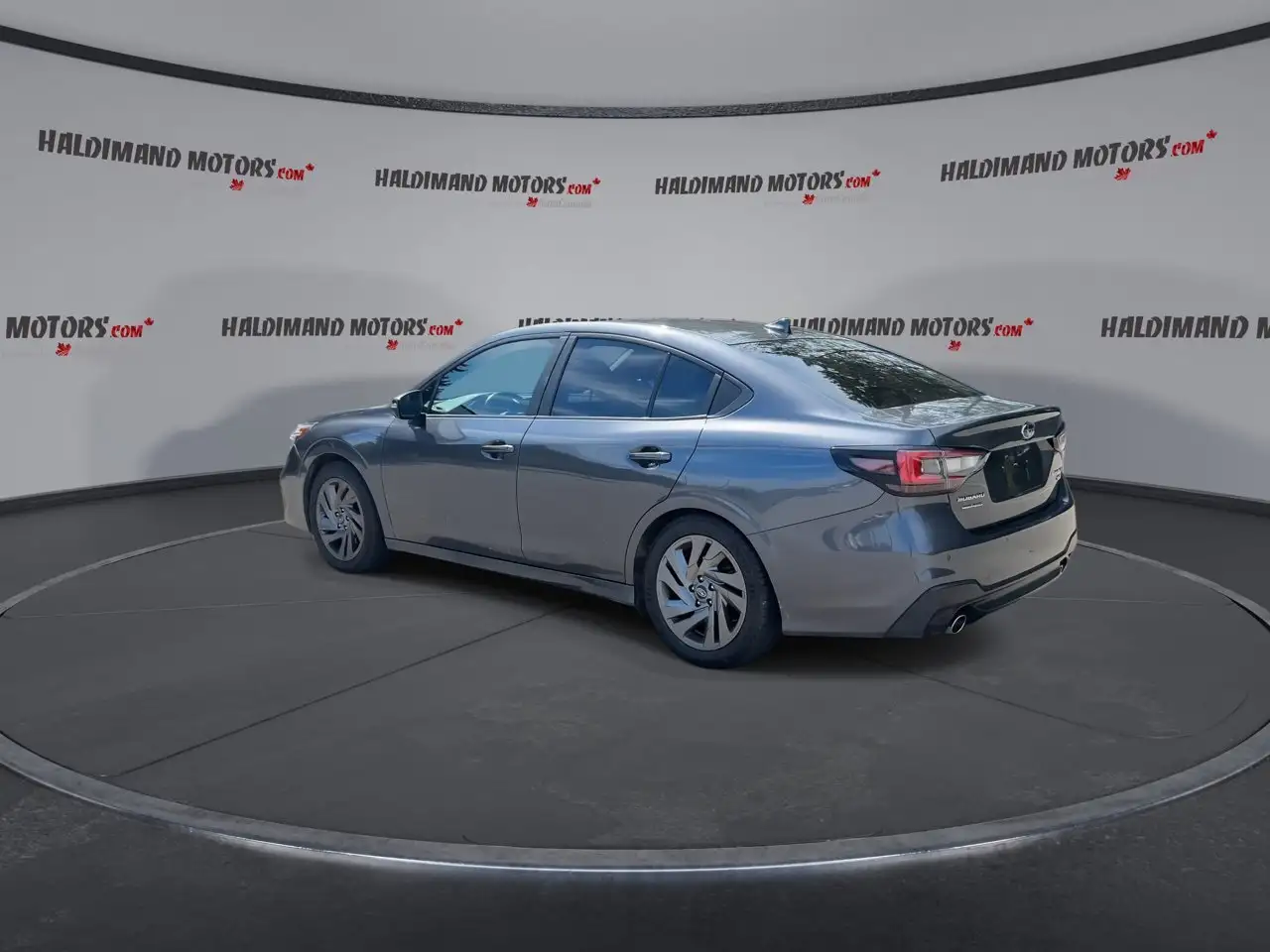 Subaru Legacy снимка Subaru Legacy