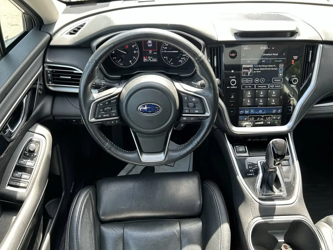Subaru Legacy снимка Subaru Legacy
