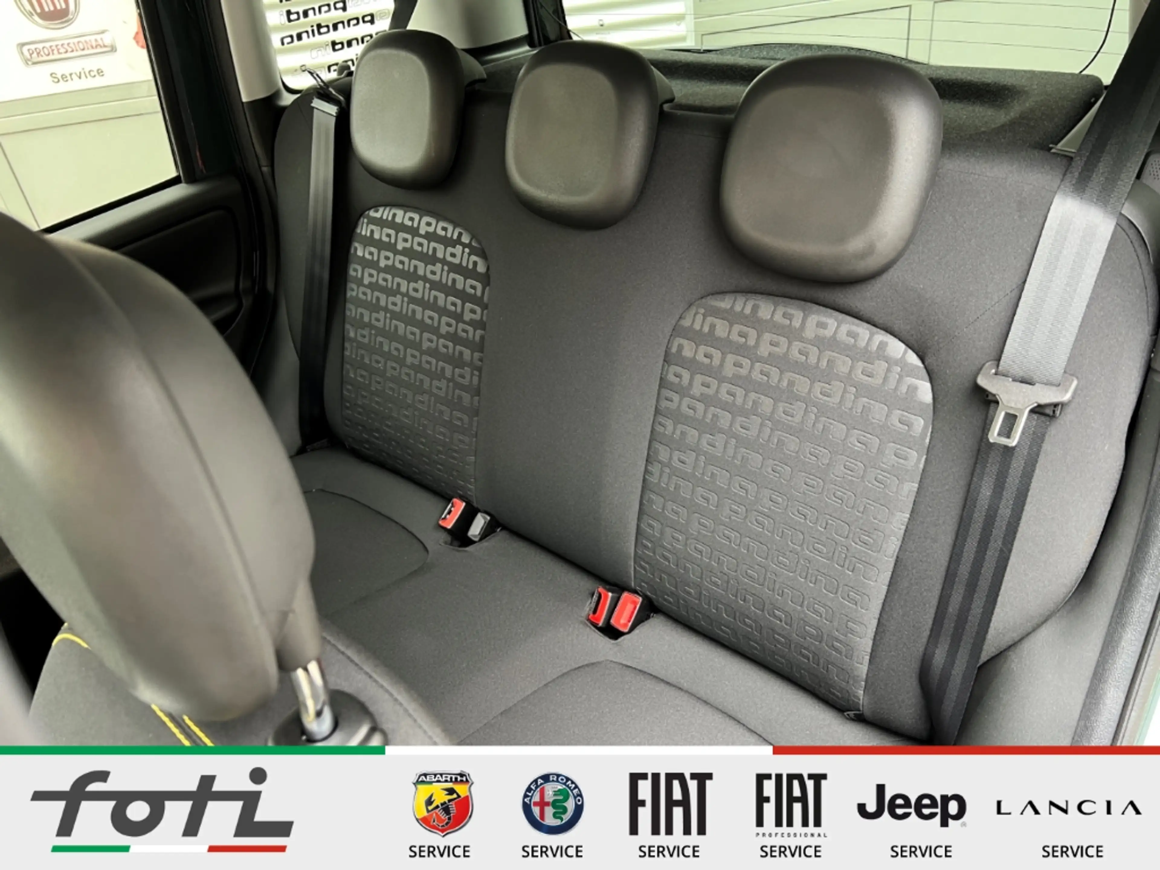 Fiat New Panda 1.0 GSE Hybrid 65PS Cross Car Play PDC — photo 13
