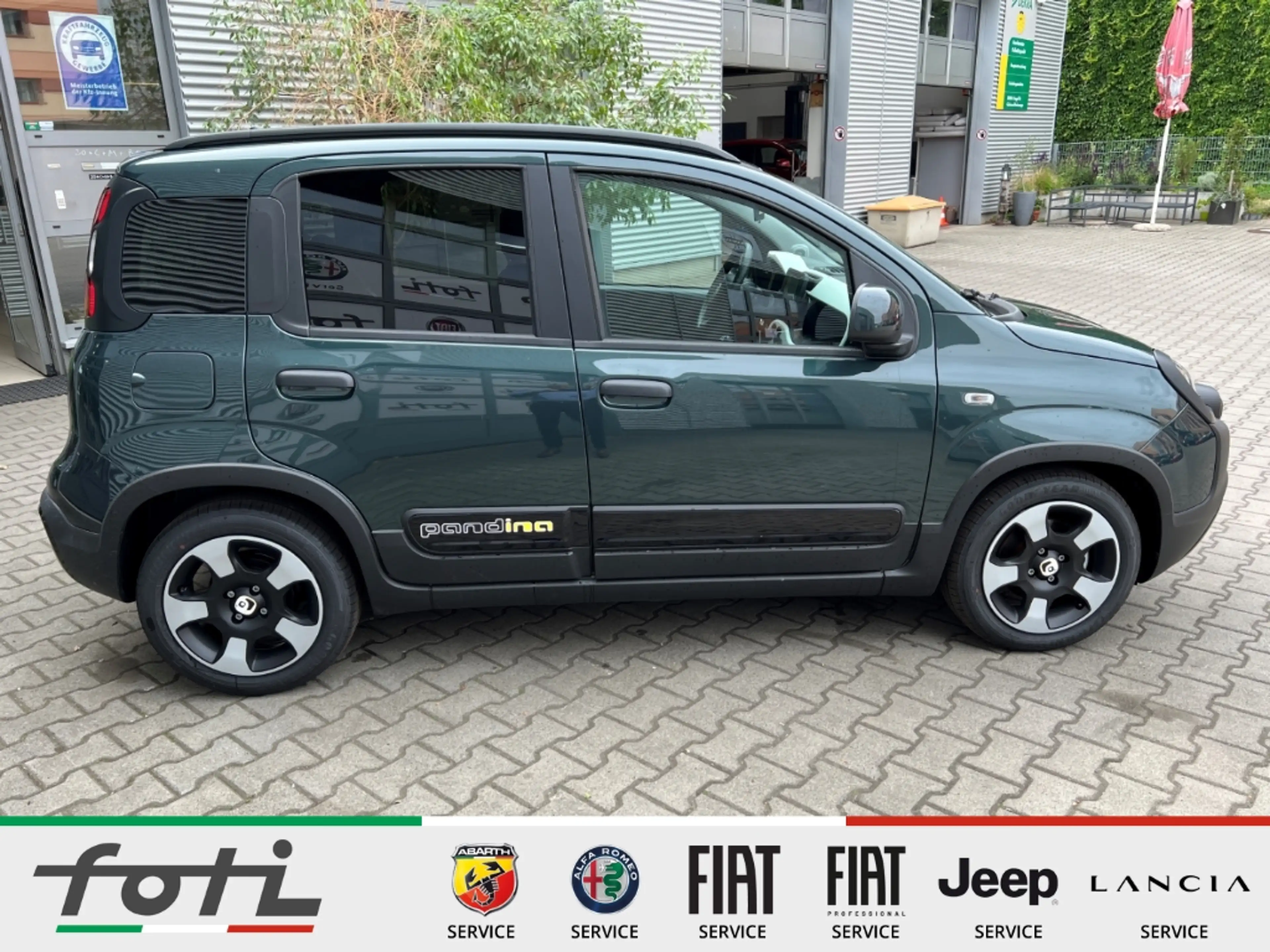 Fiat New Panda 1.0 GSE Hybrid 65PS Cross Car Play PDC — photo 9
