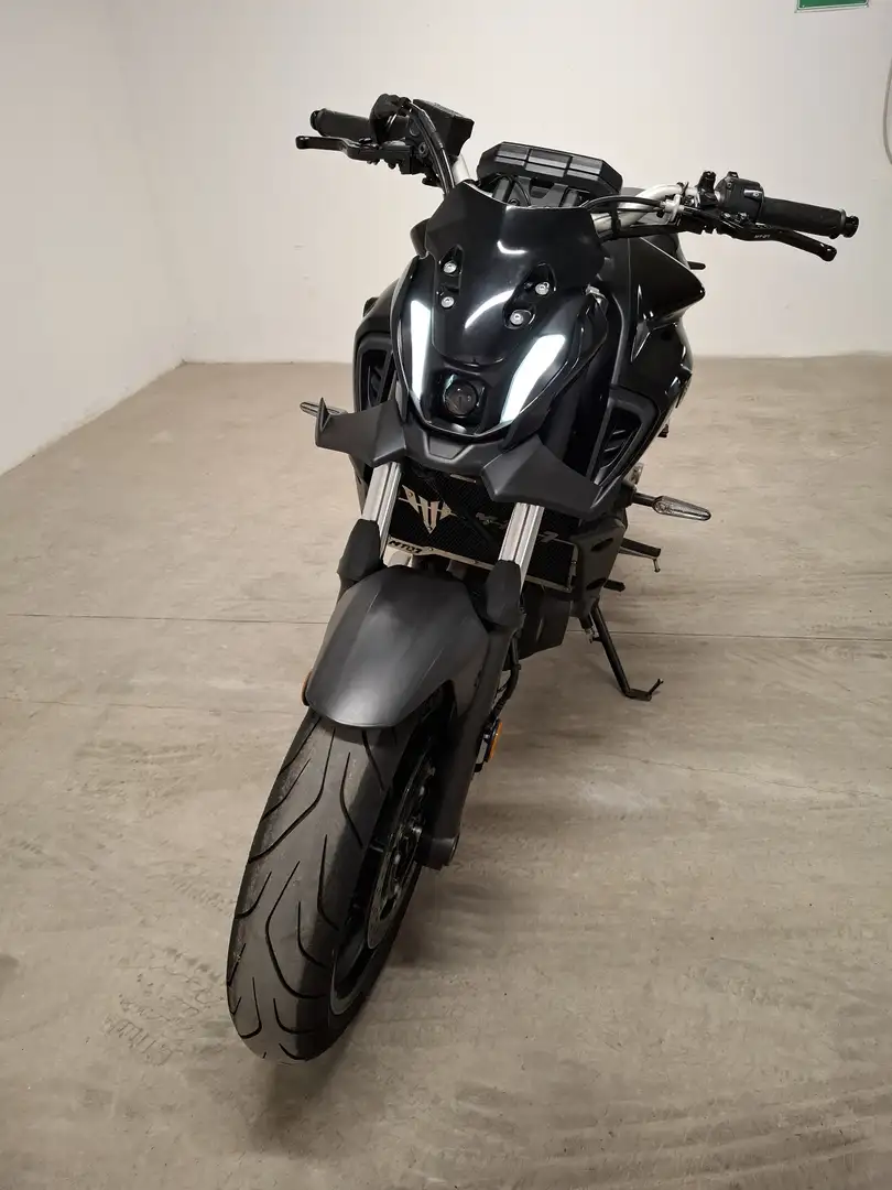 Yamaha MT-07 Pure Black Nero - 2