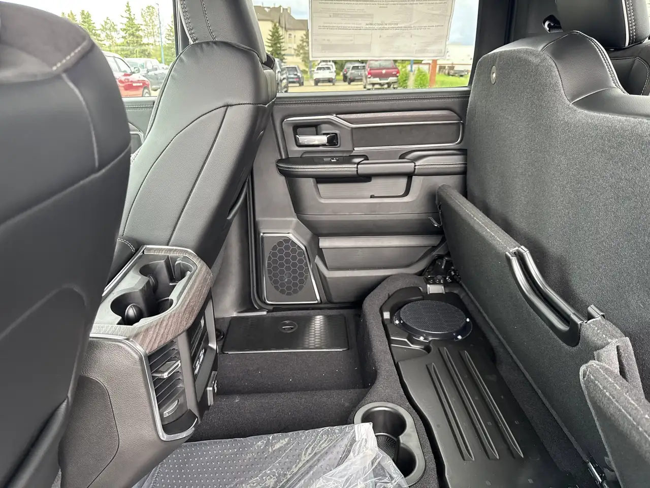 RAM 2500 снимка RAM 2500